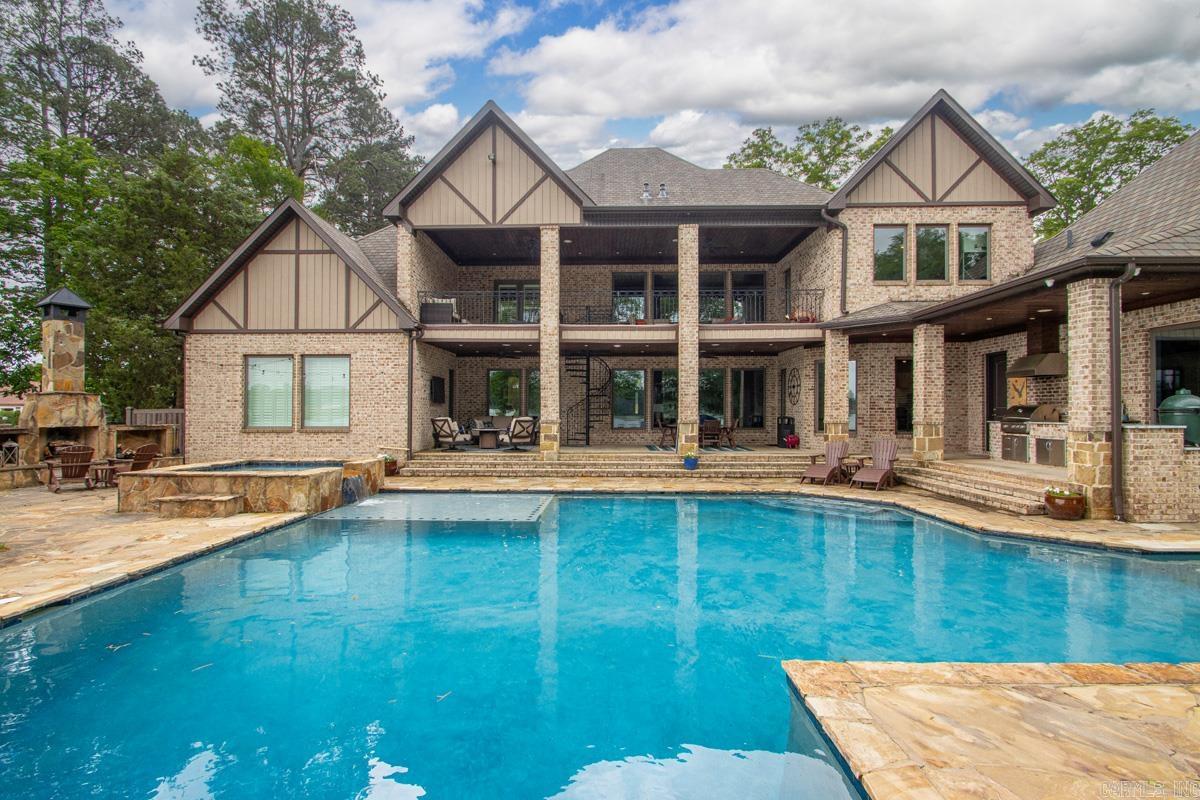 HURRICANE LAKE EST - Residential