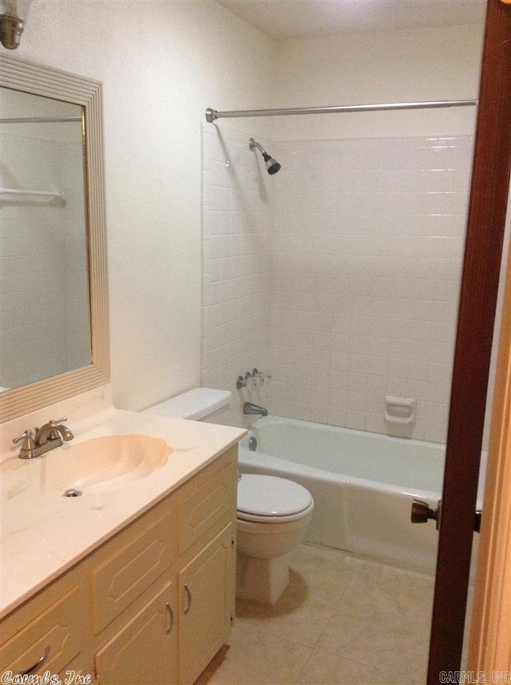 Oak Brooke - Residential Lease