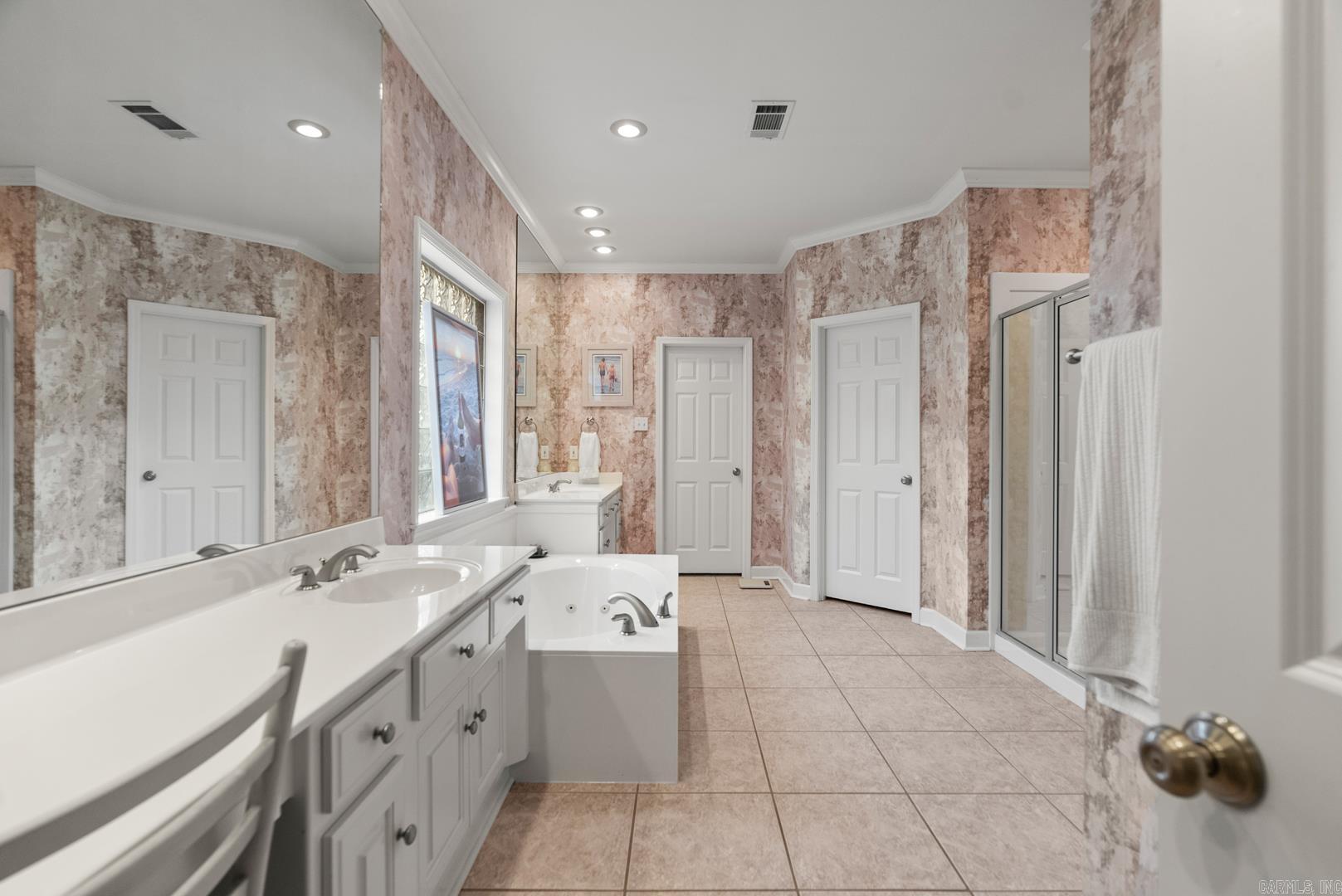 CHENAL VALLEY MARGEUAX - Residential