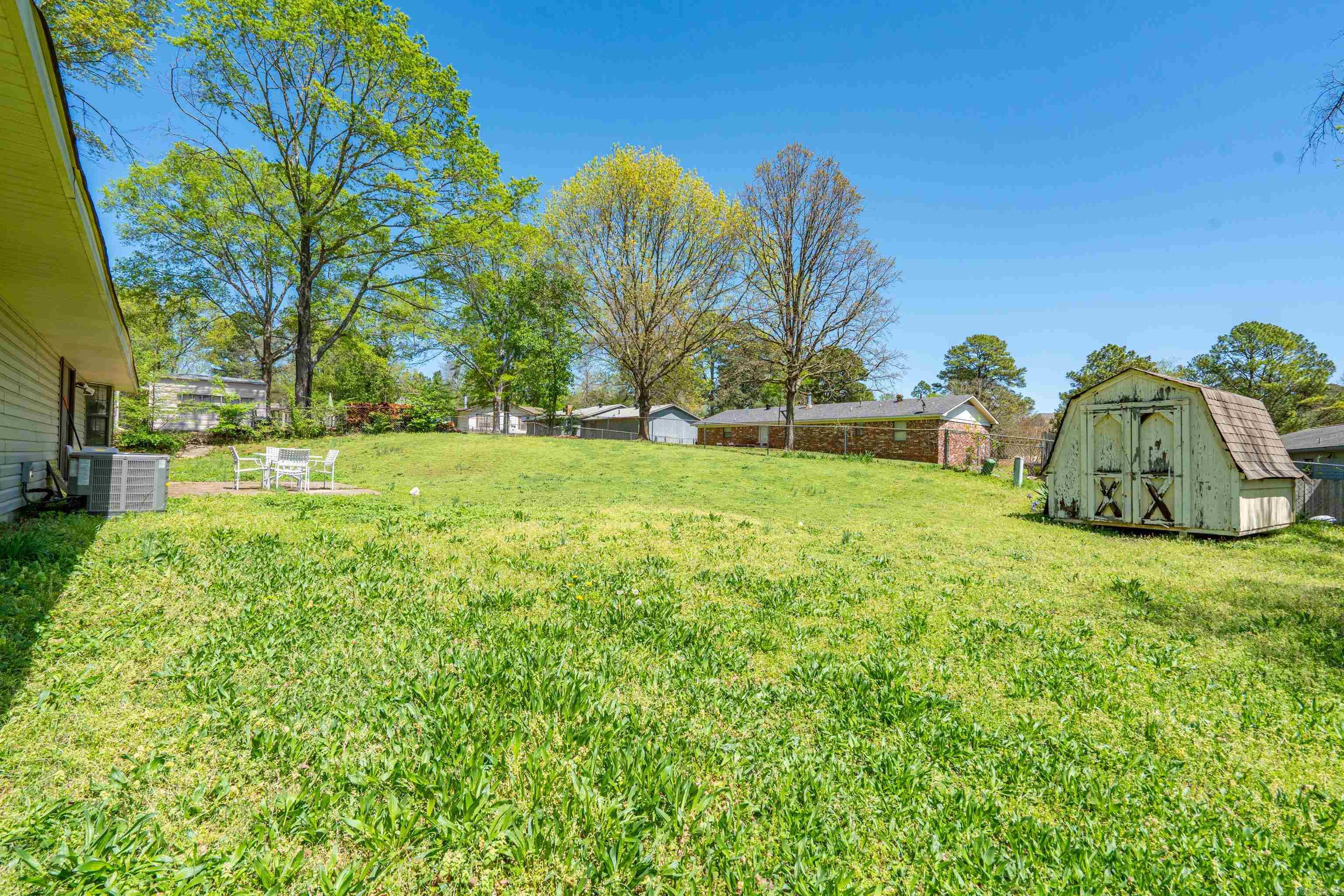 PINE MEADOWS - Residential