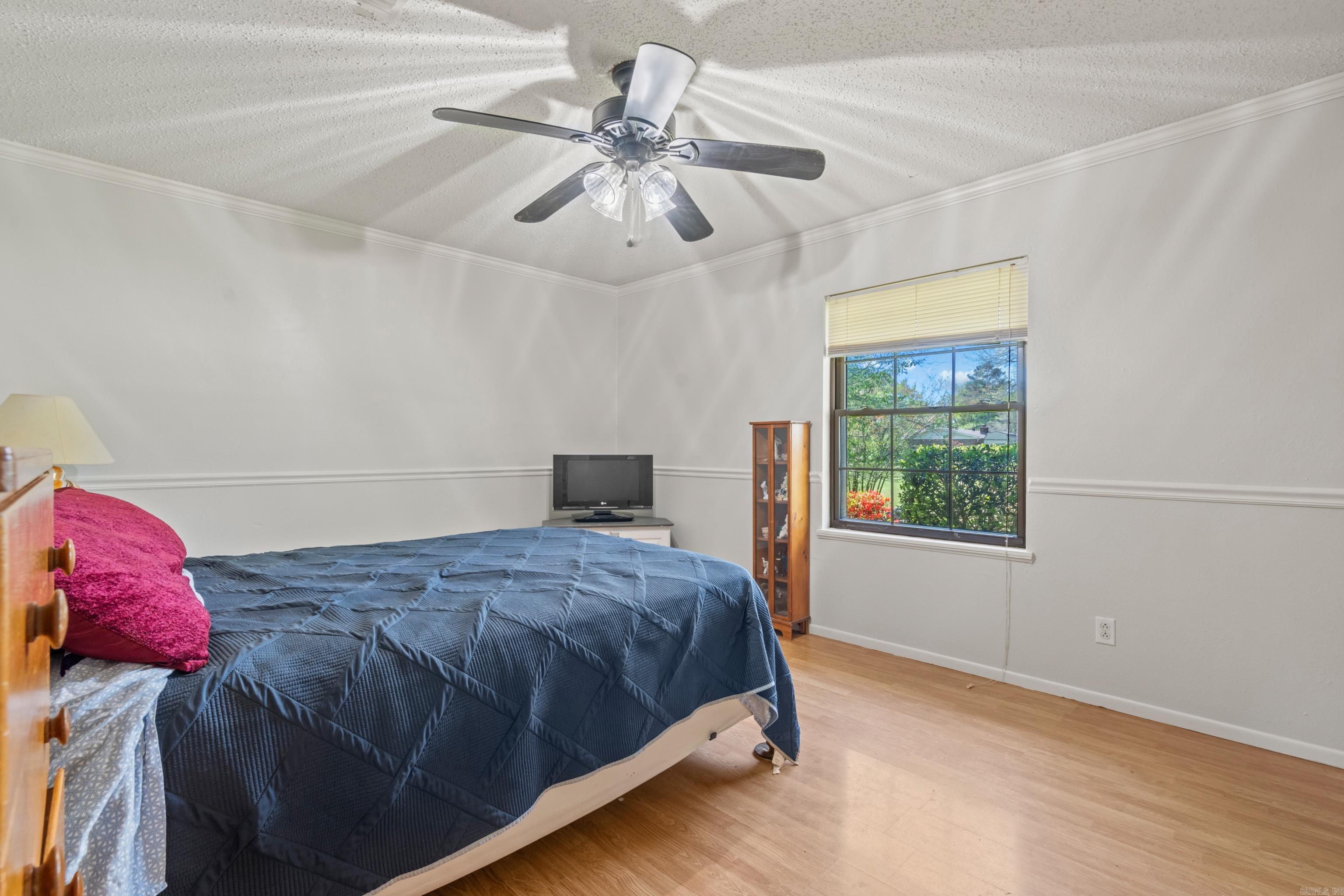 PINE MEADOWS - Residential