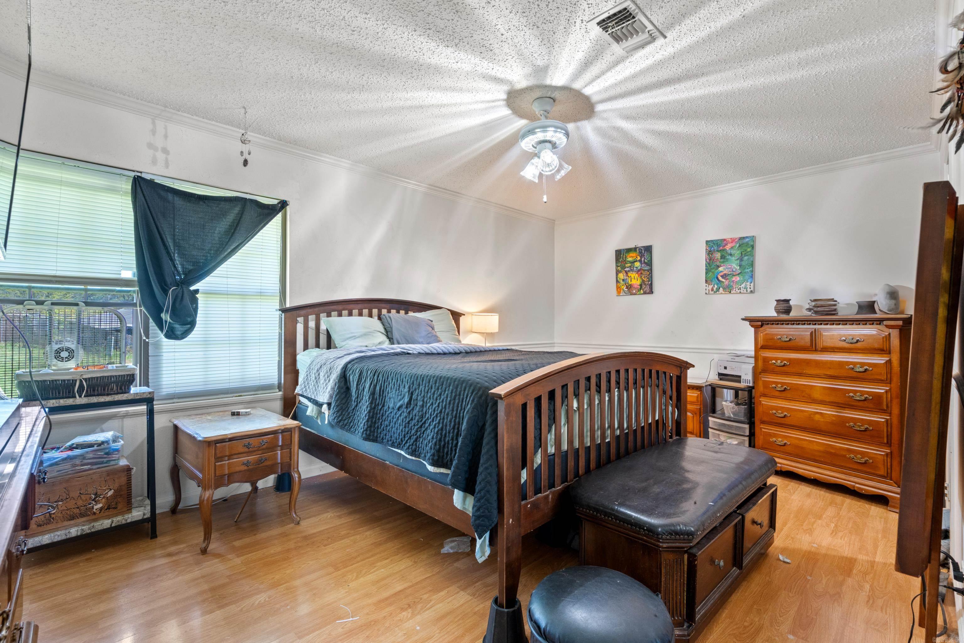 PINE MEADOWS - Residential