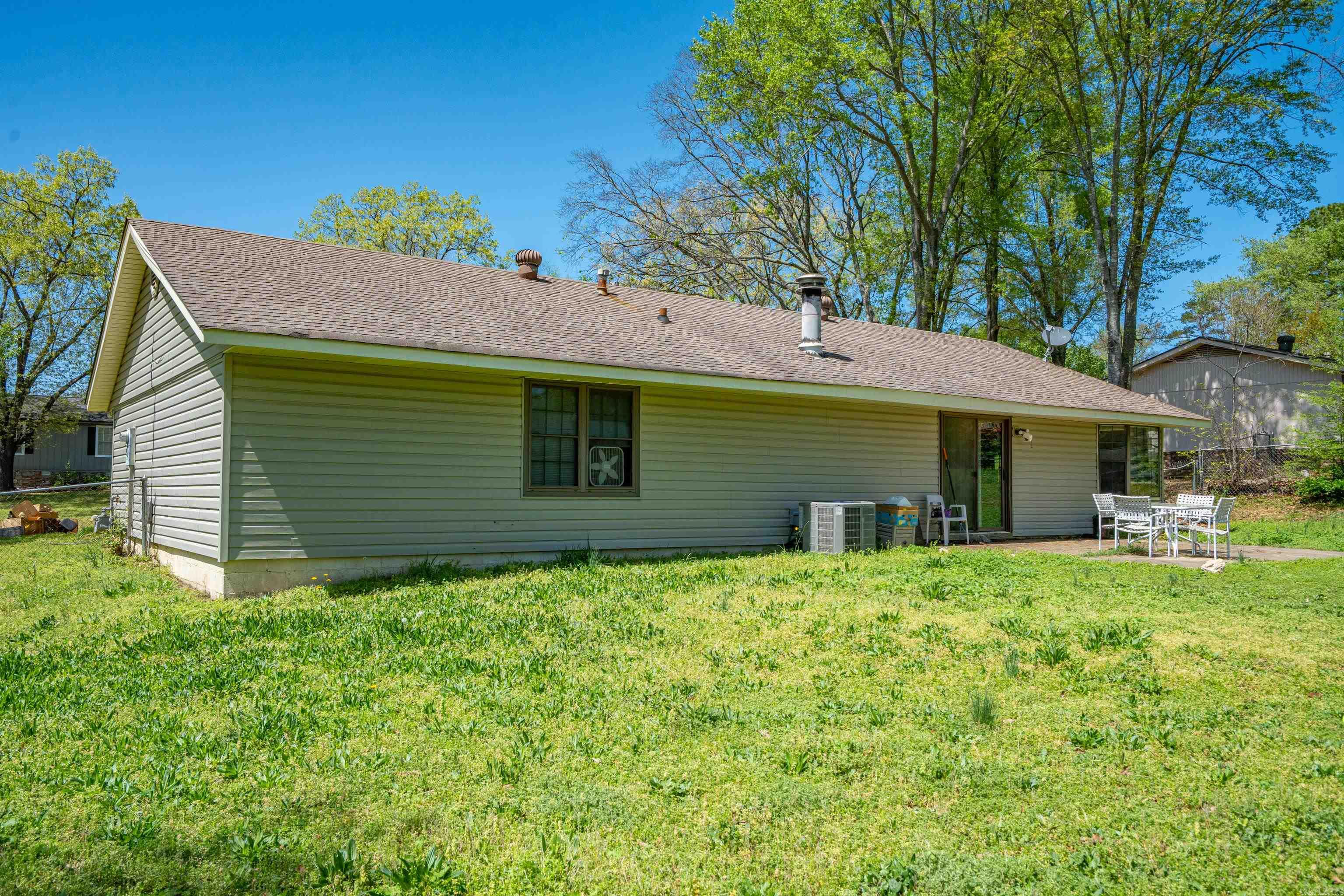 PINE MEADOWS - Residential