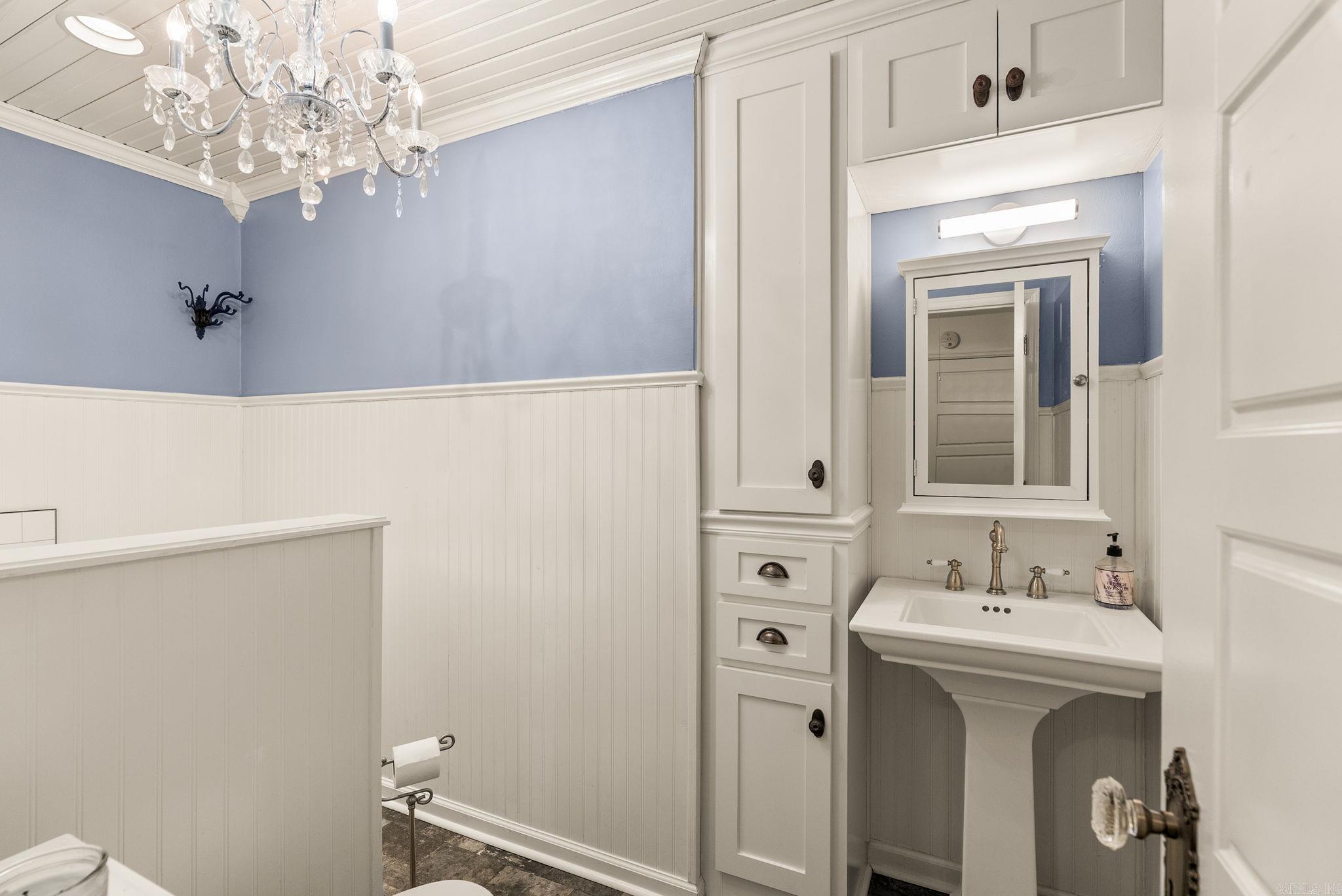 PLEASANT VIEW - Residential