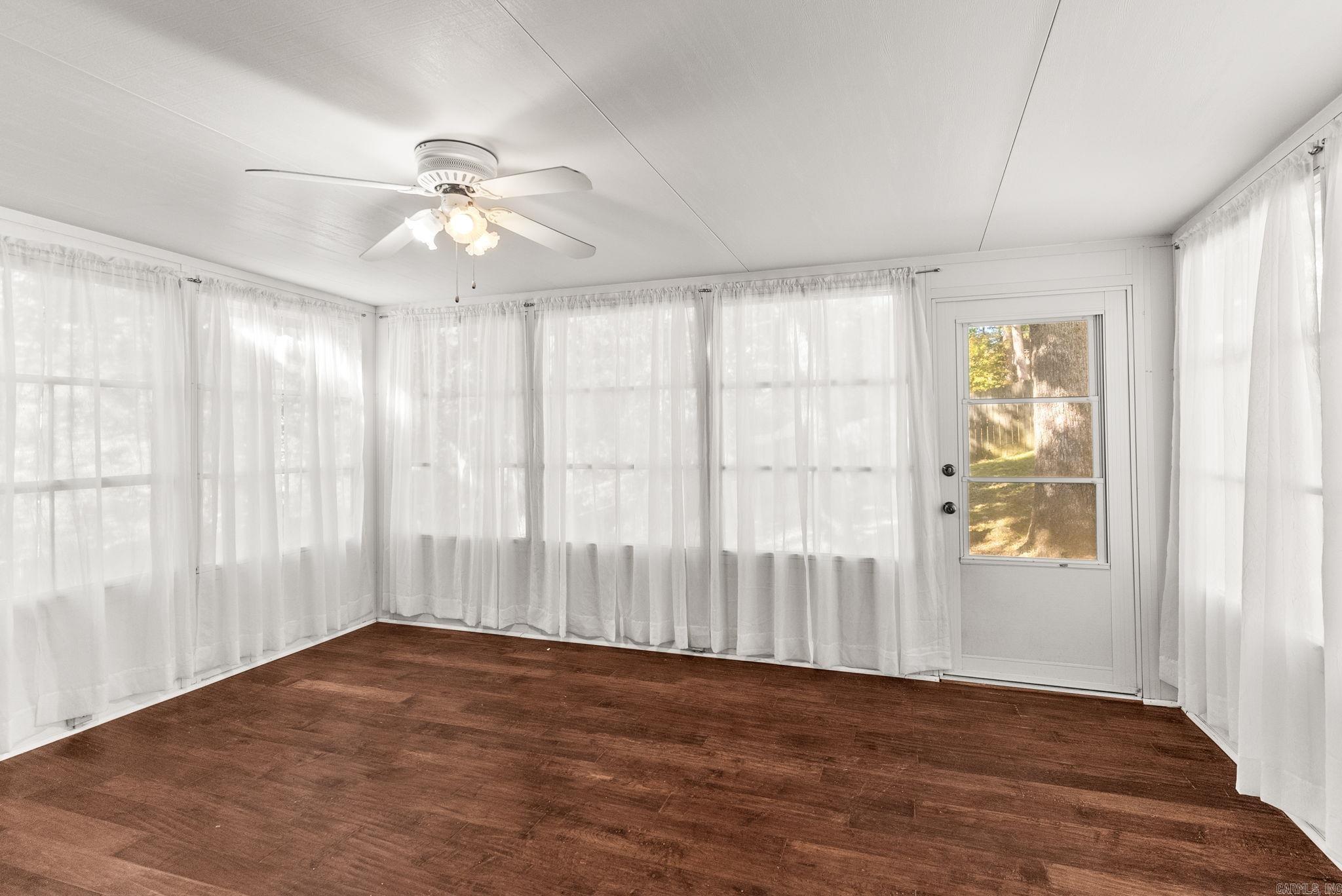 PLEASANT VIEW - Residential