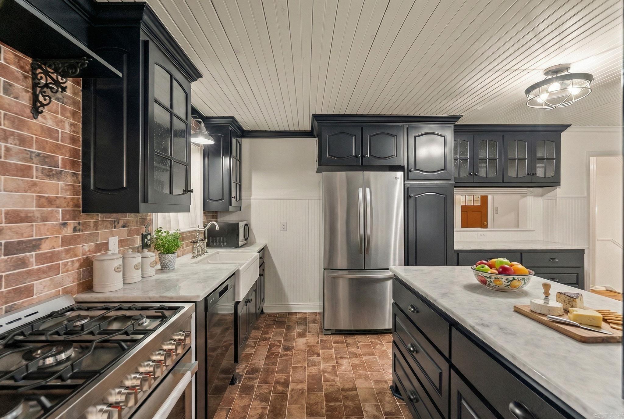 PLEASANT VIEW - Residential