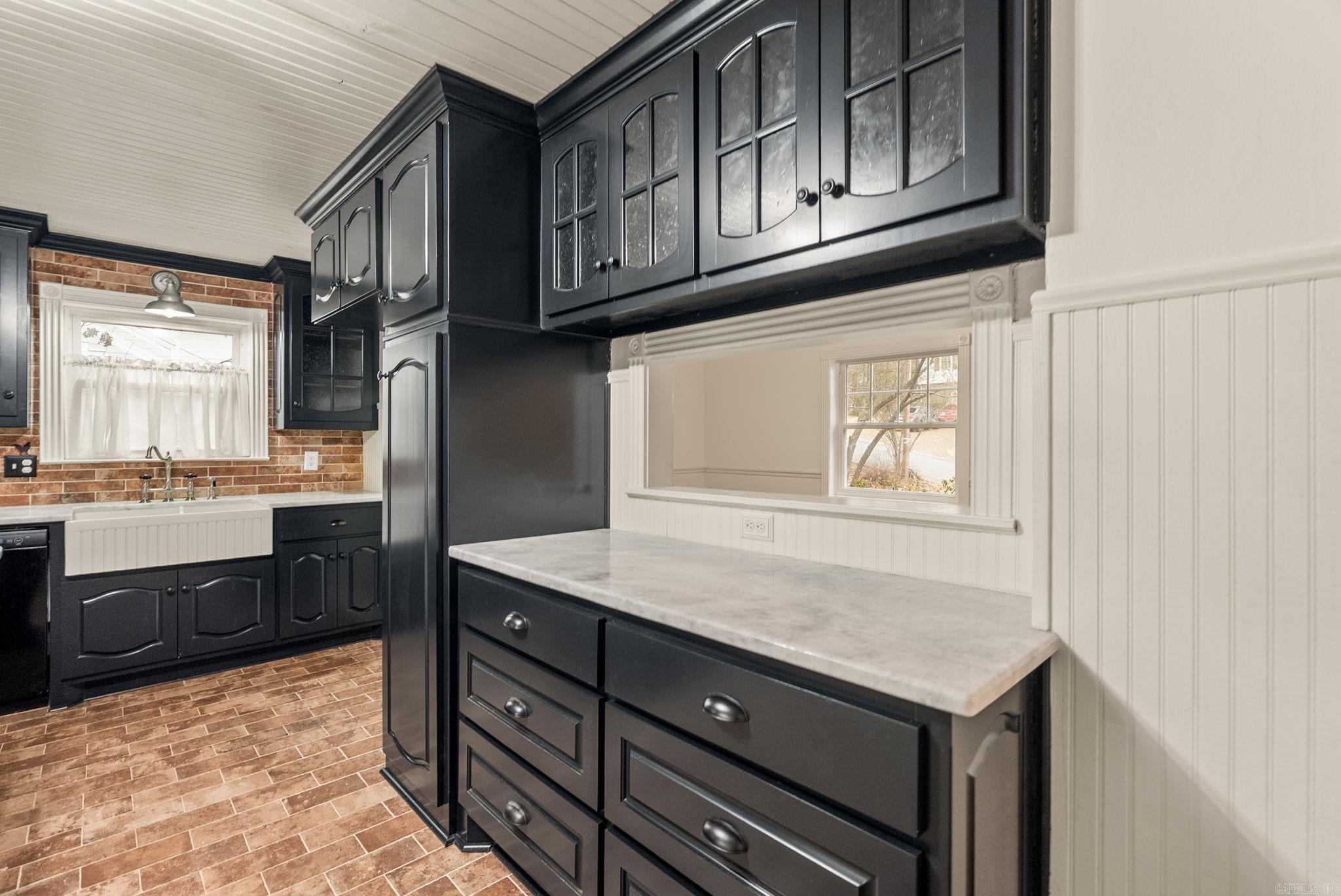 PLEASANT VIEW - Residential