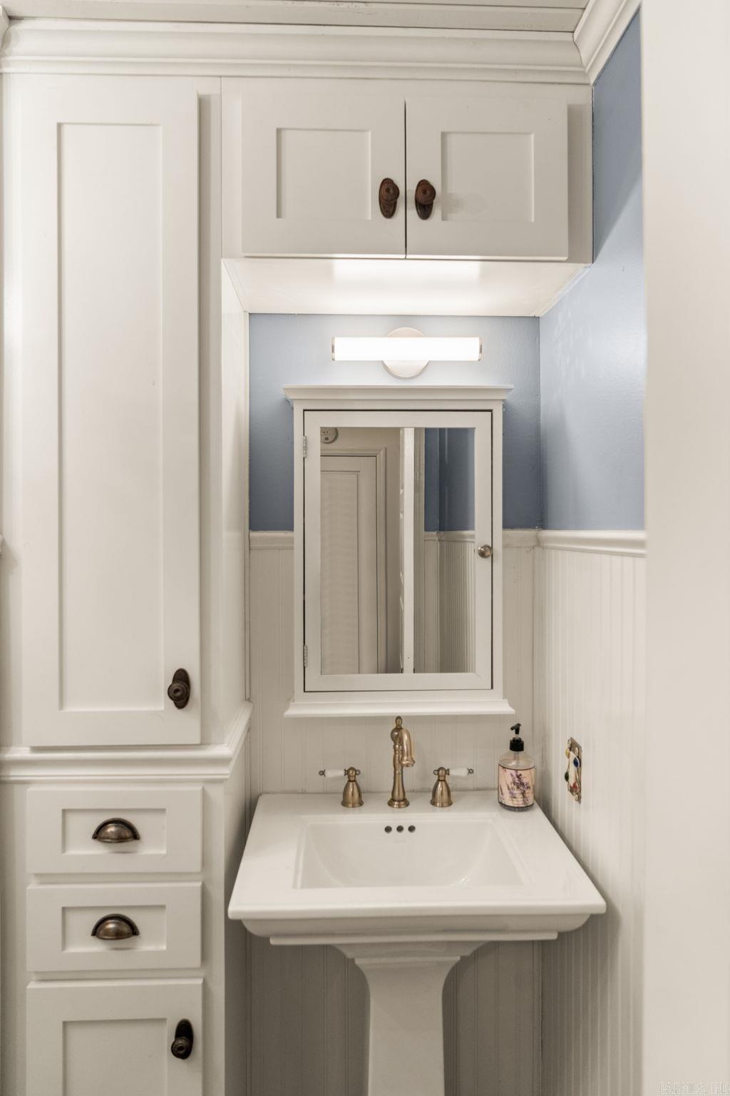 PLEASANT VIEW - Residential