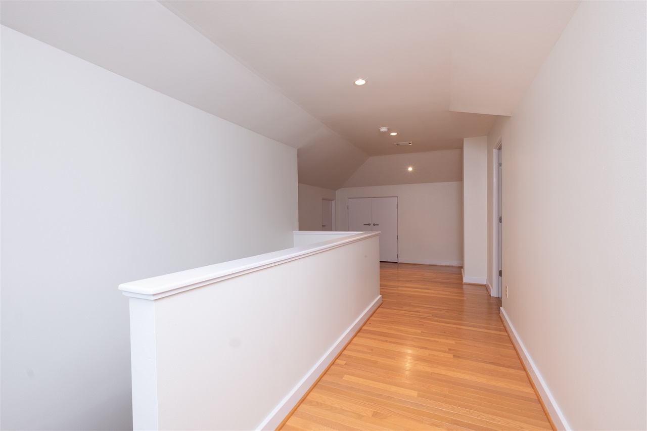 PROSPECT TERRACE - Residential