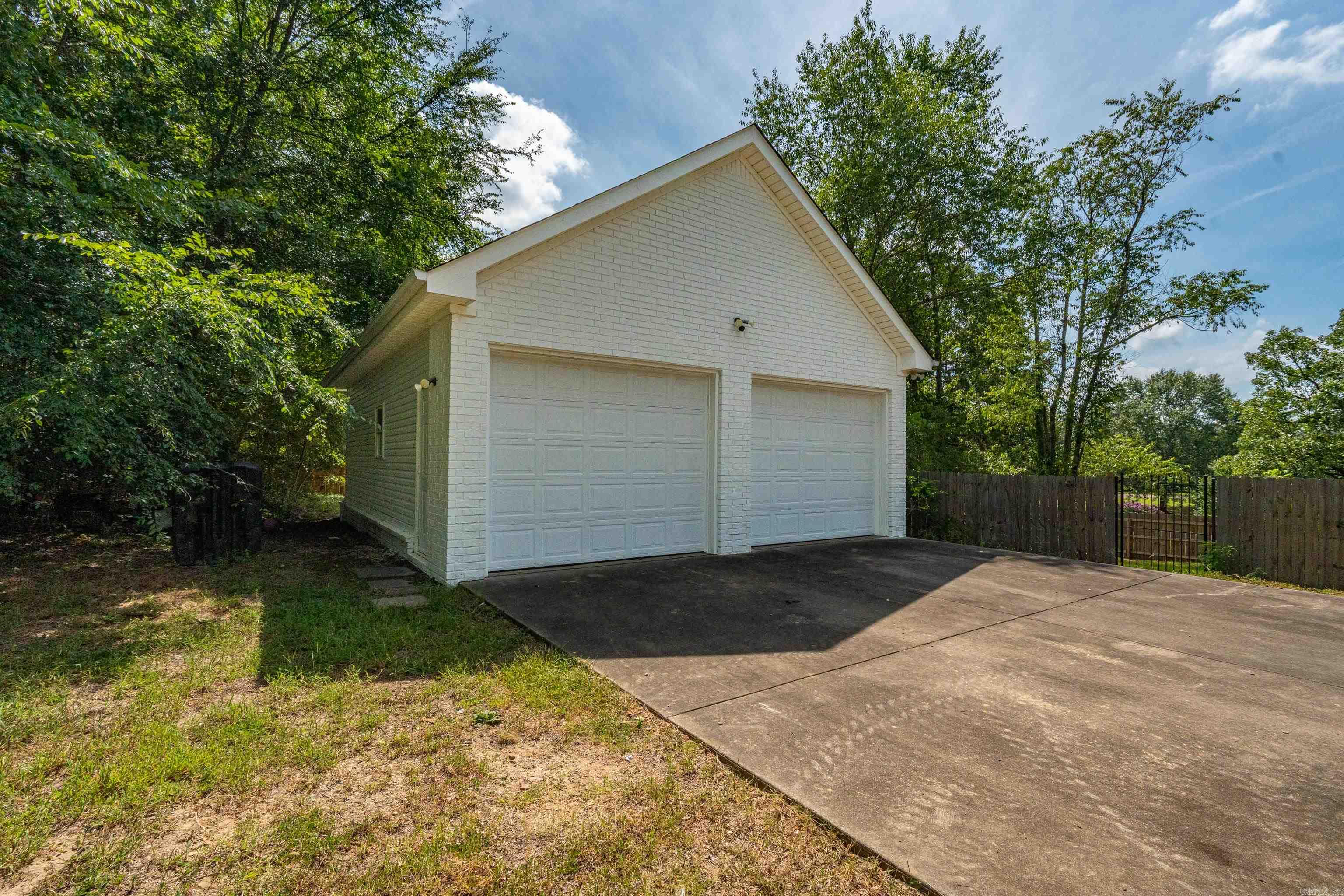 QUAIL RIDGE ESTATES - Residential