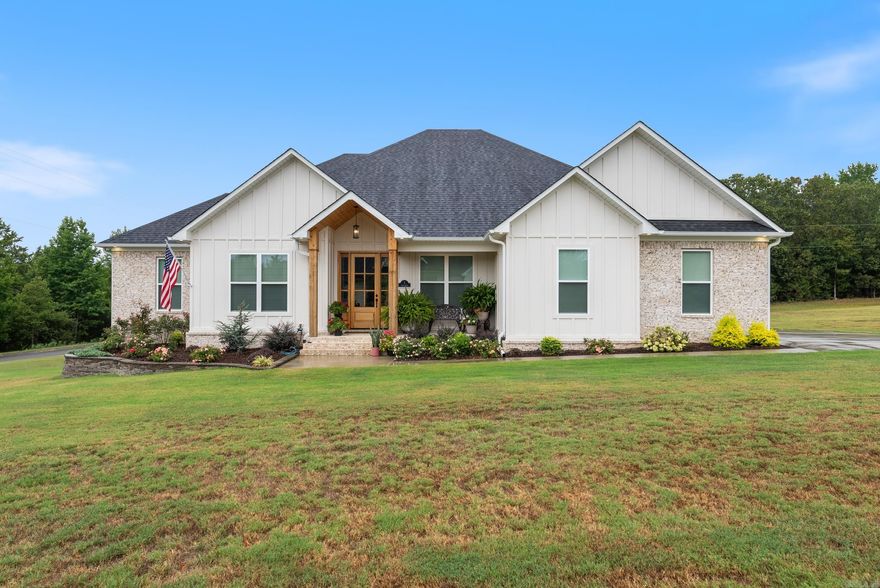 Spacious recent construction (2024) with over $20,000 in upgrades! This newly built home features a custom butler's pantry, double ovens, living room built-ins, and a floored attic for storage! The property has been meticulously cared for in its short life and will make a great home for someone! Call to schedule your own private tour.