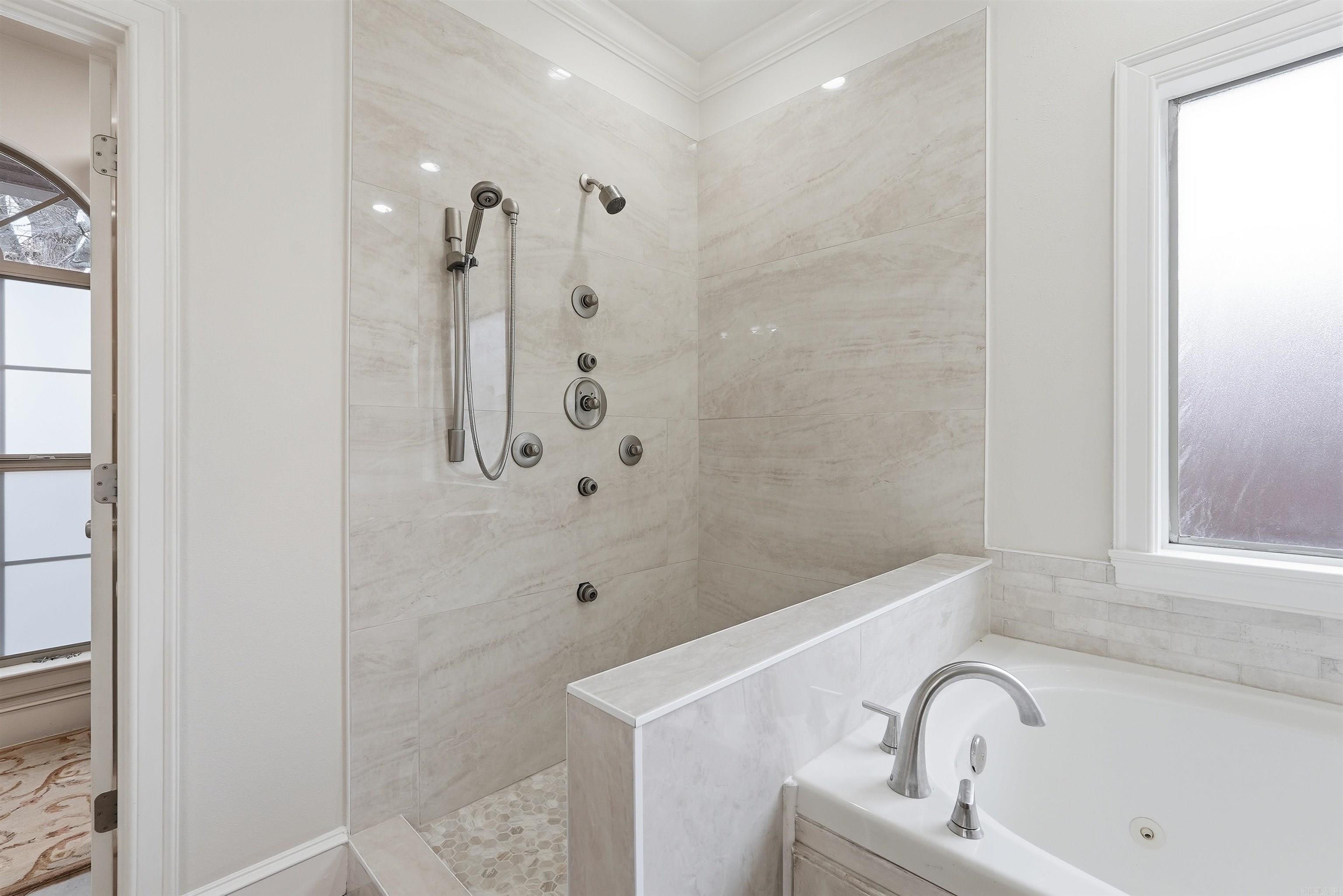 Royal Oaks - Residential