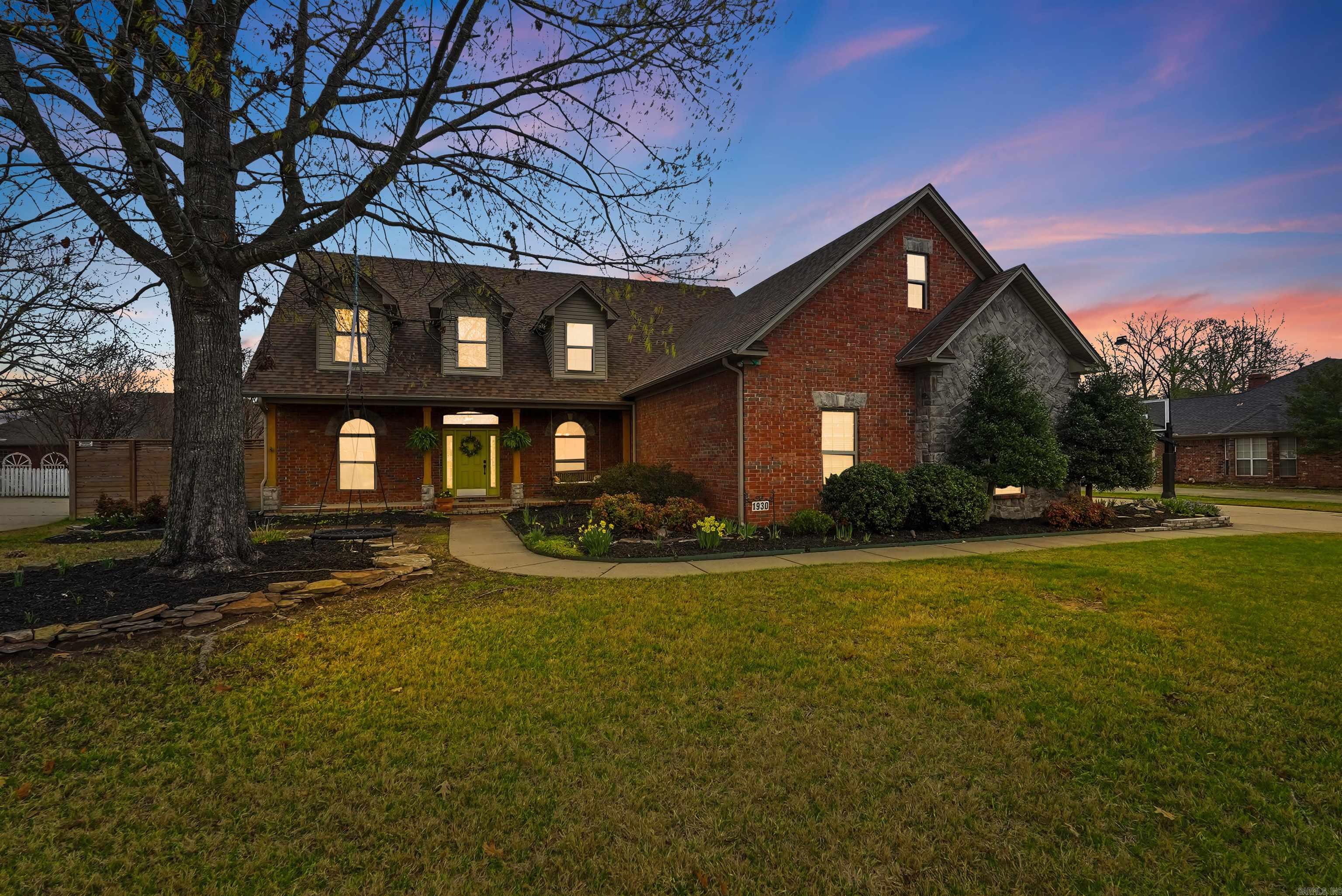 Royal Oaks - Residential