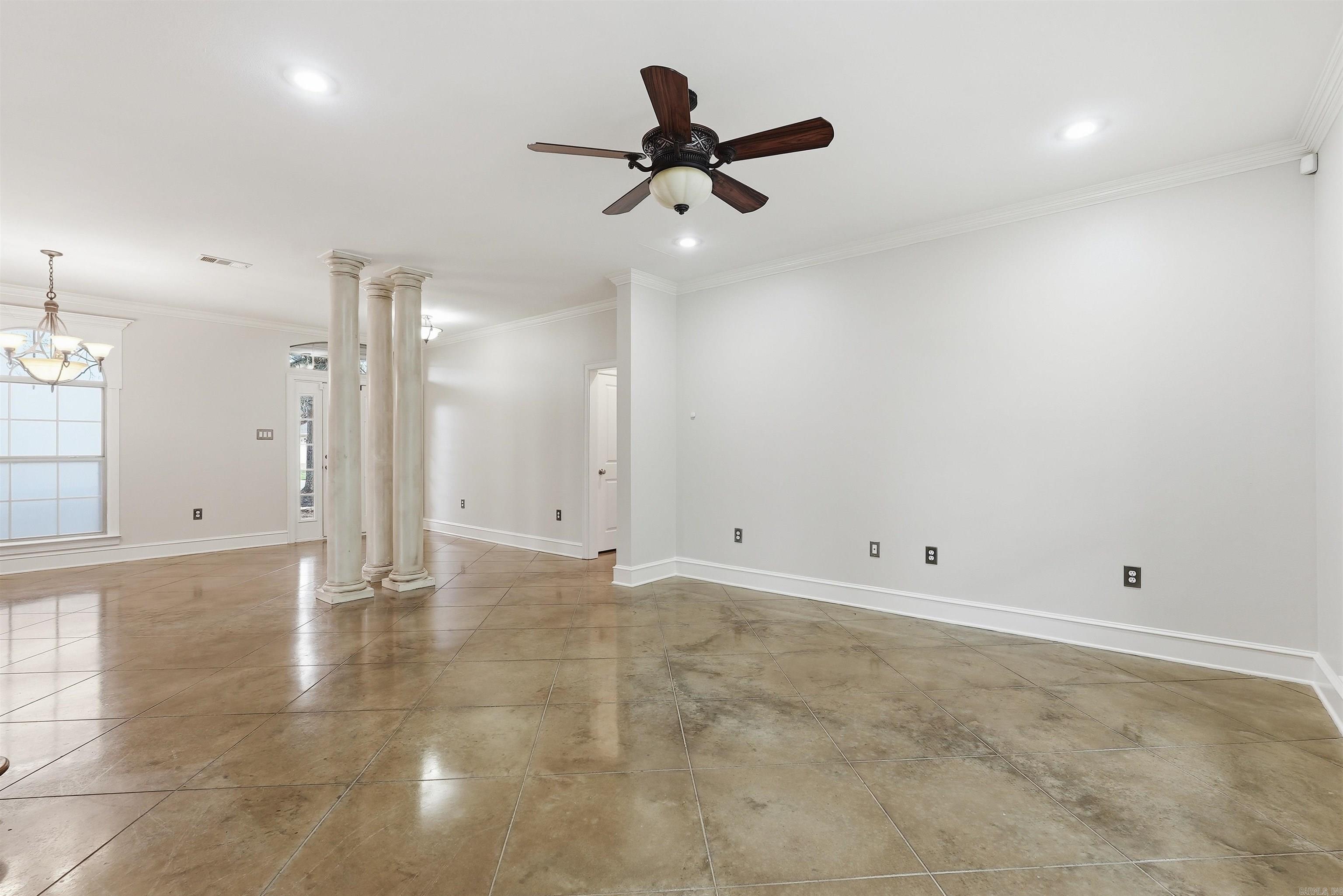 Royal Oaks - Residential