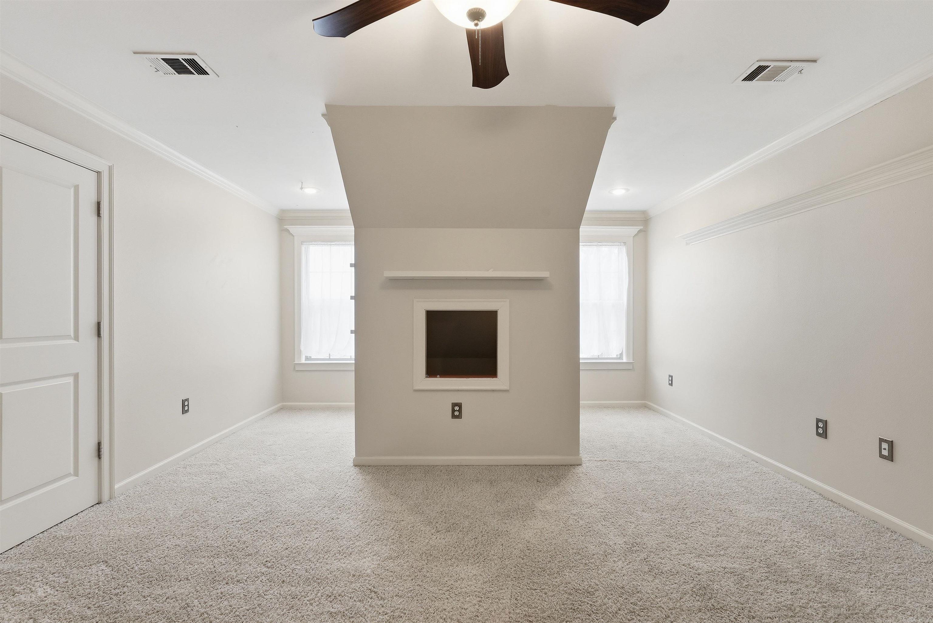 Royal Oaks - Residential