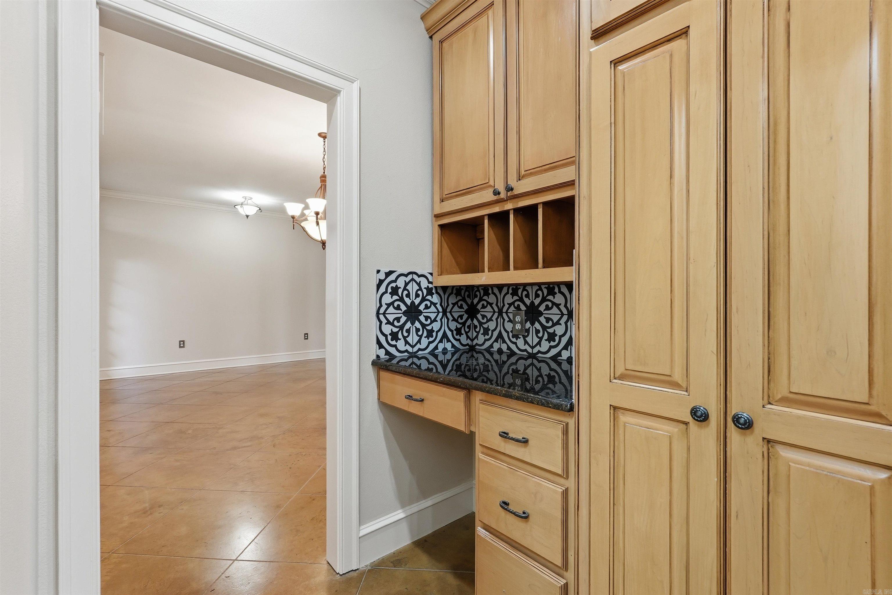 Royal Oaks - Residential