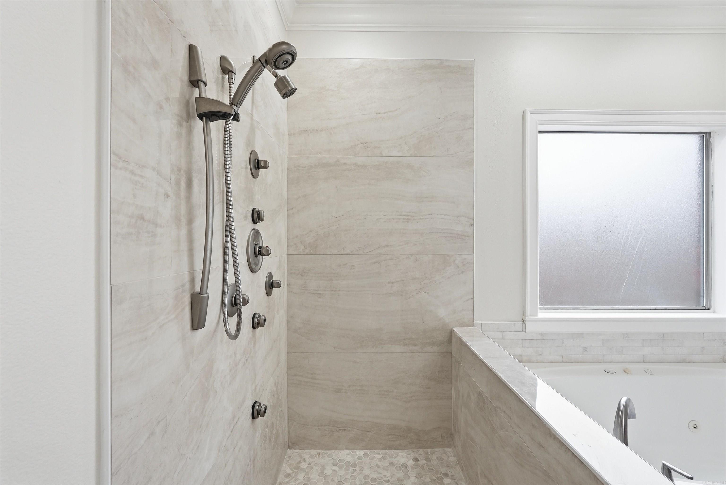 Royal Oaks - Residential