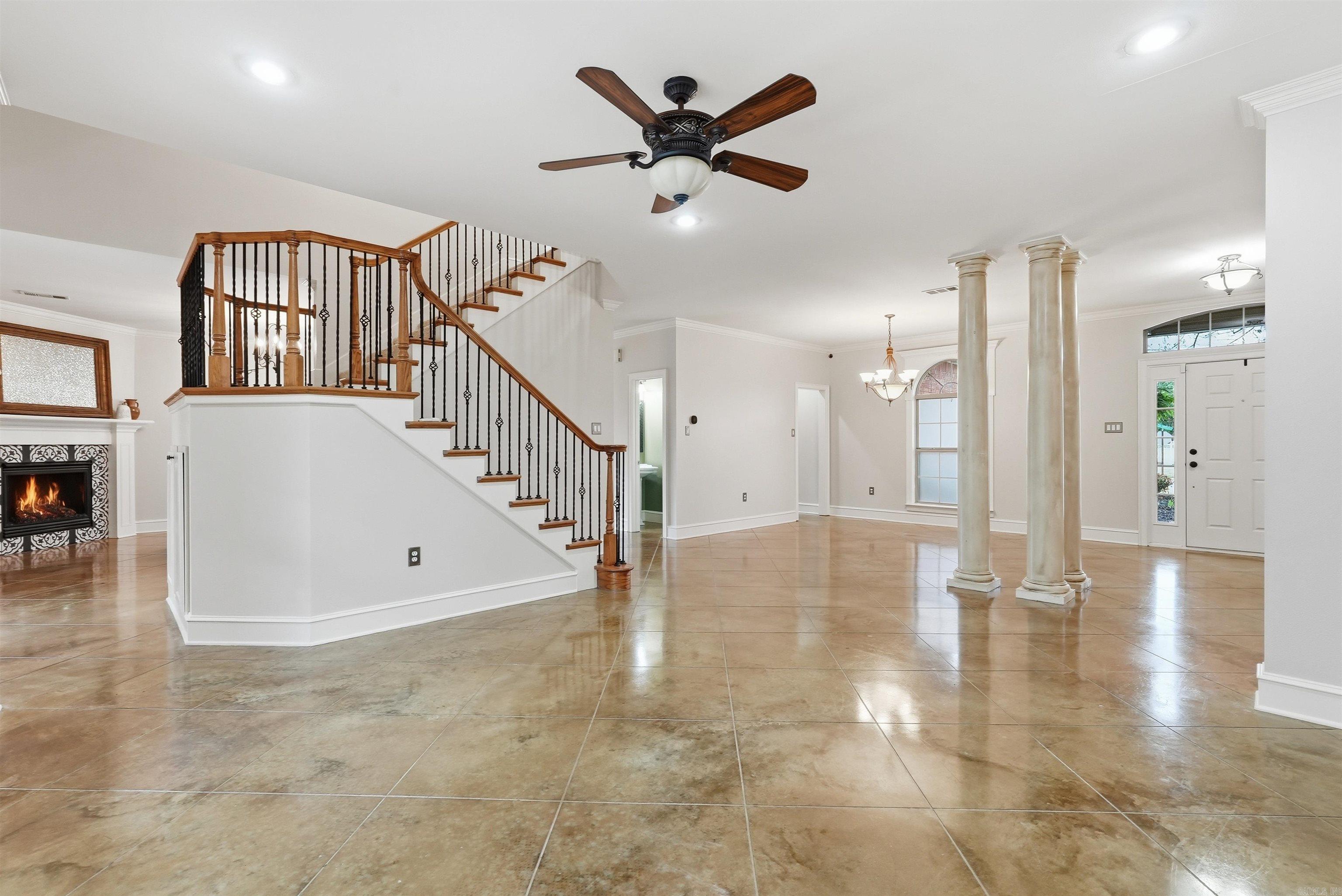 Royal Oaks - Residential