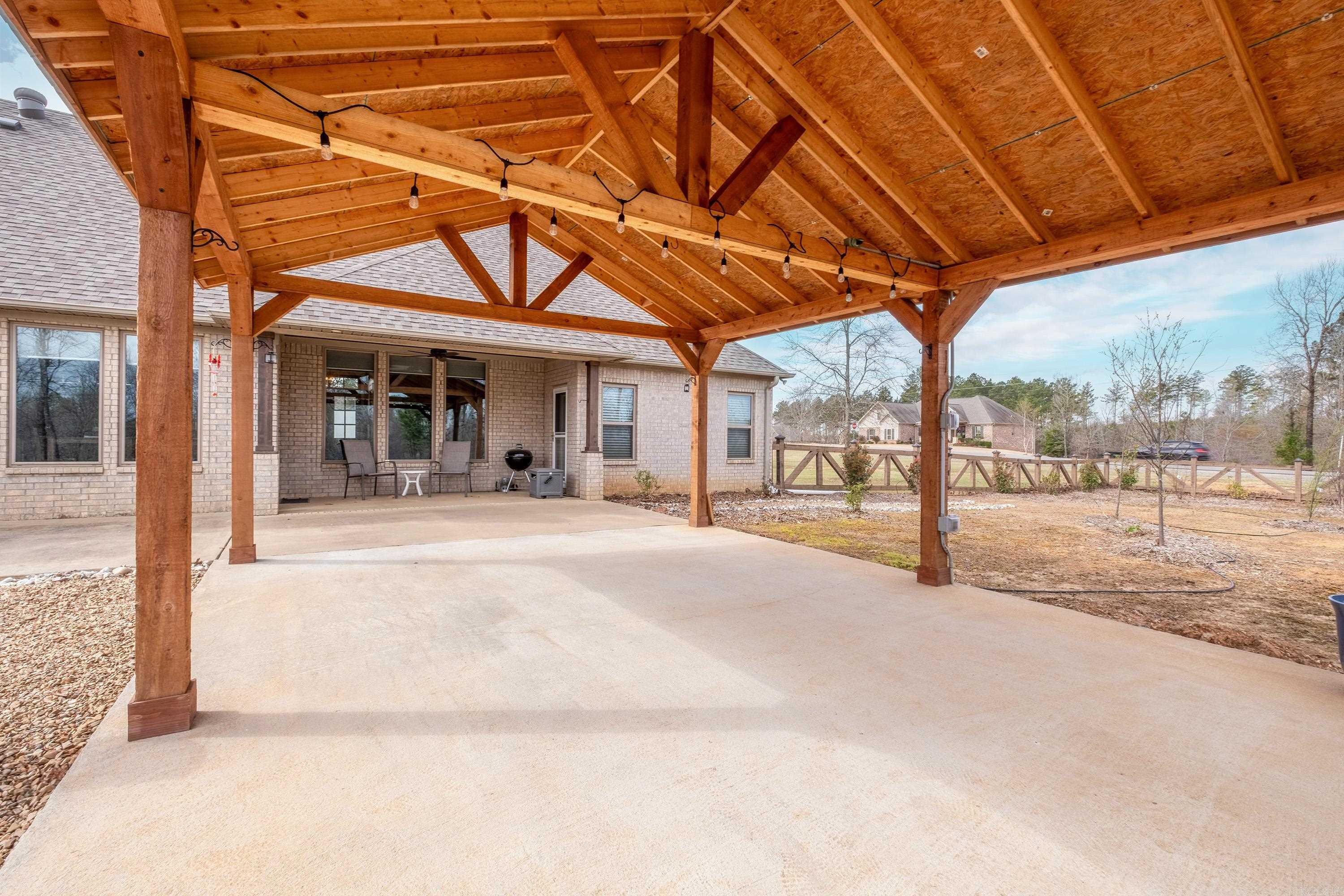 QUAPAW ESTATES - Residential