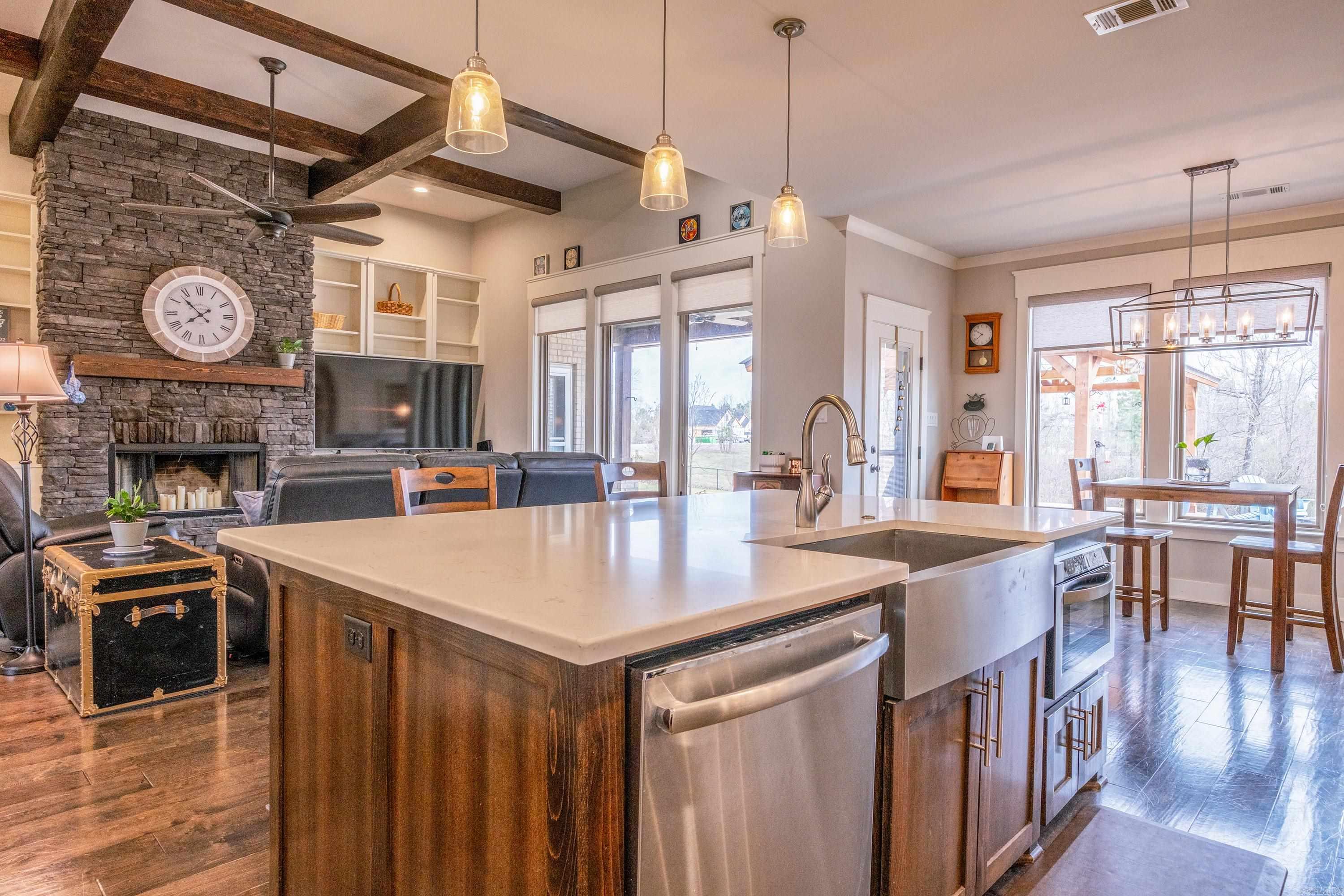 QUAPAW ESTATES - Residential