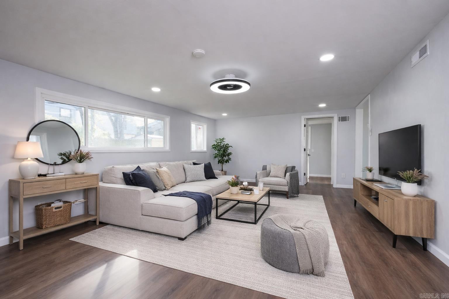 SUNNYMEADE - Residential