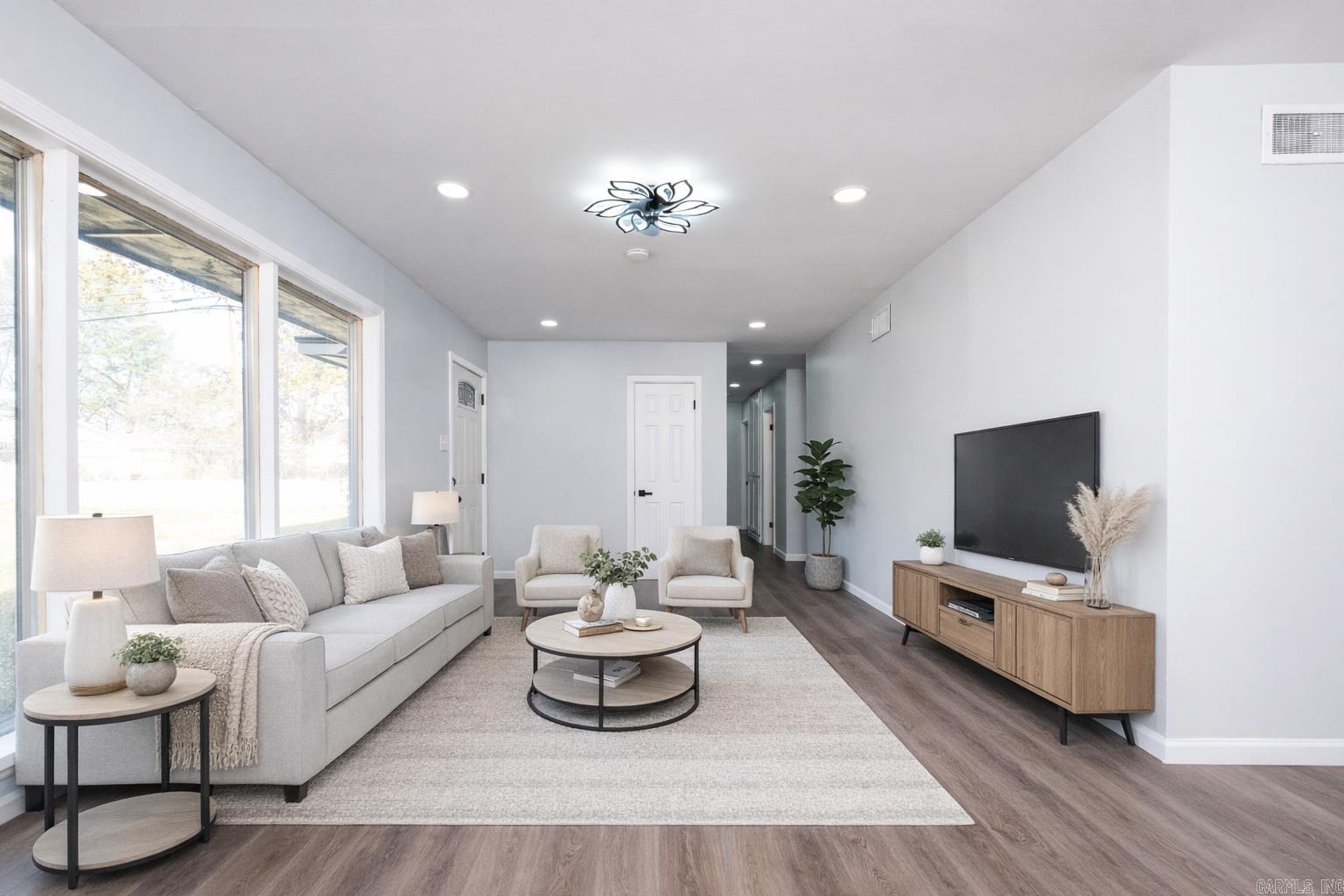 SUNNYMEADE - Residential
