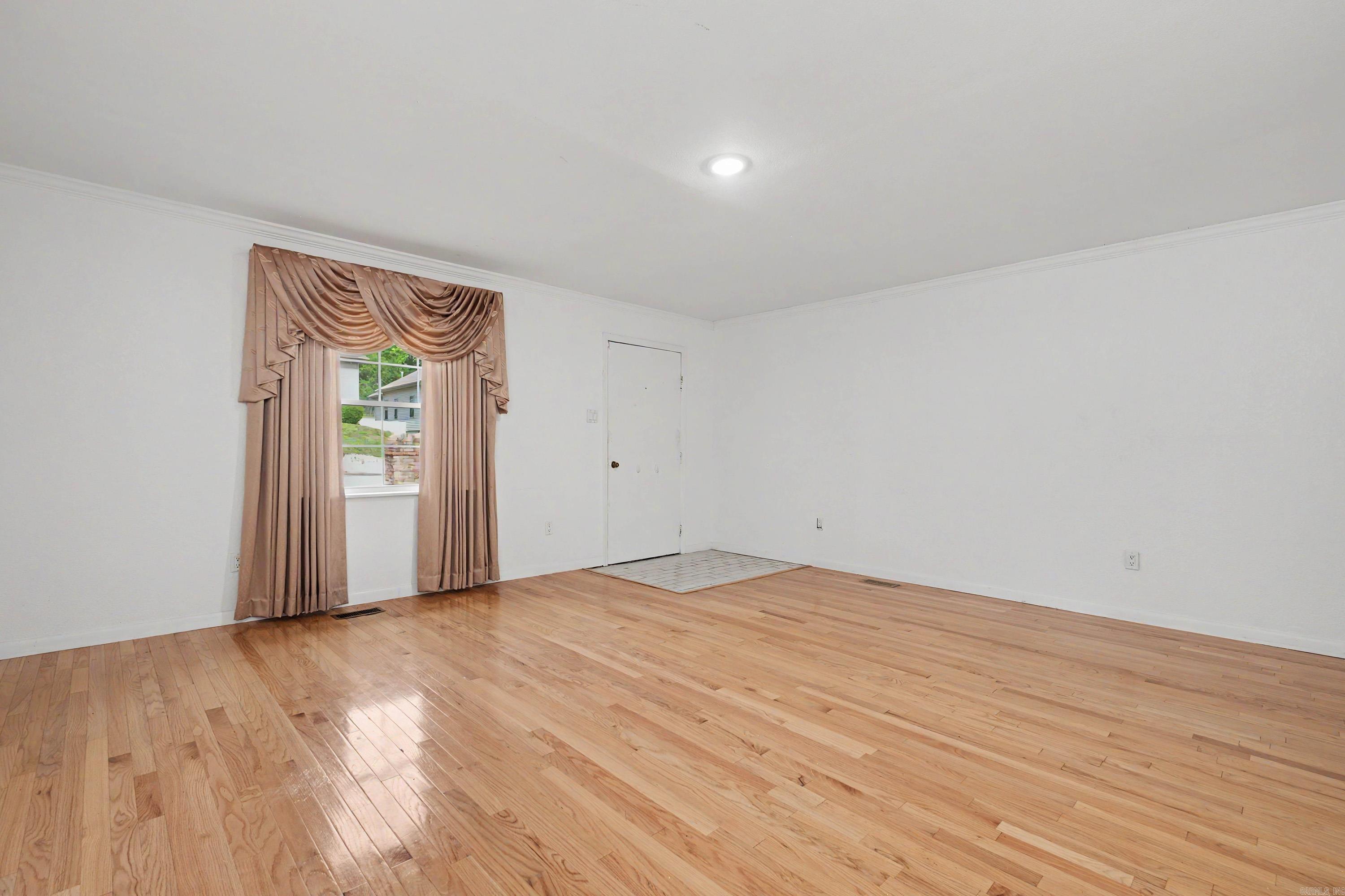 WOODLAWN - Residential