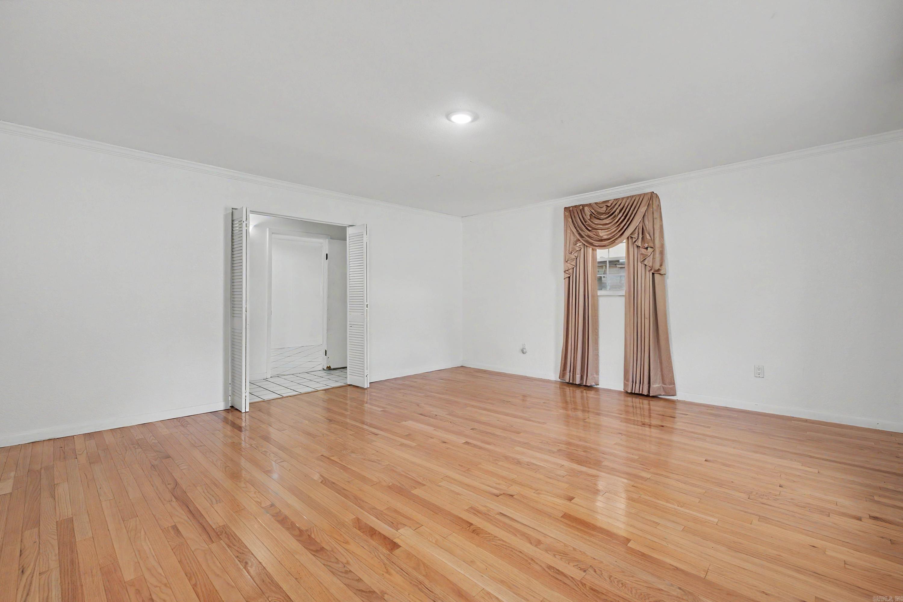 WOODLAWN - Residential