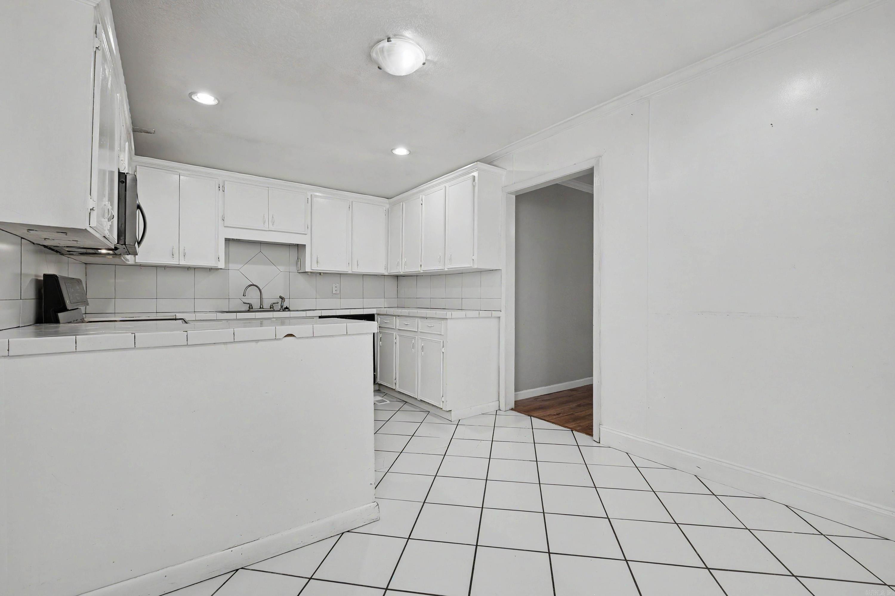 WOODLAWN - Residential