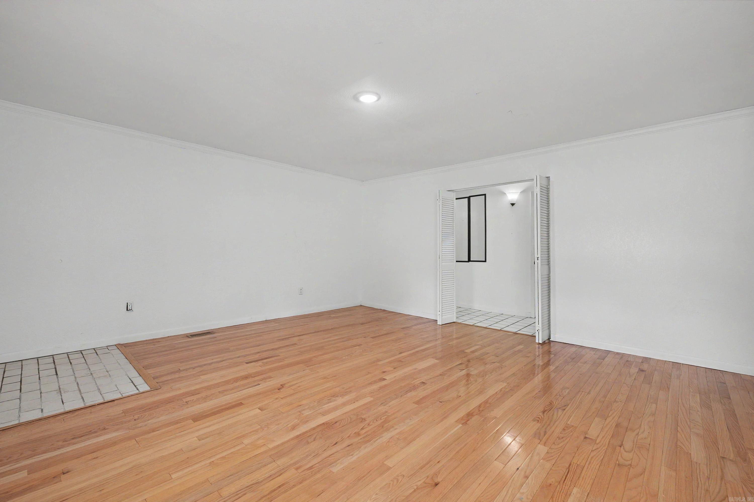 WOODLAWN - Residential