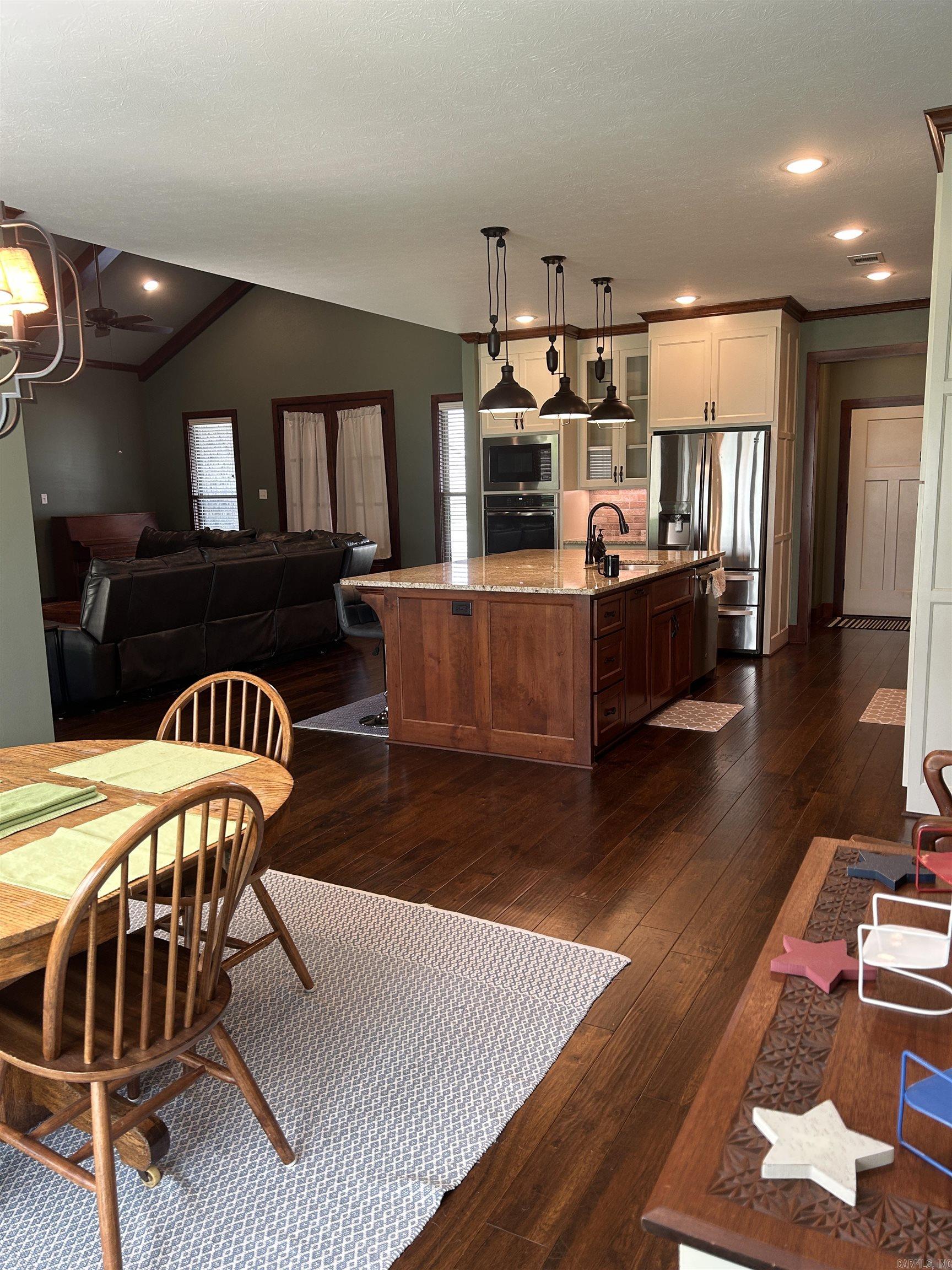 Salem Woods - Residential