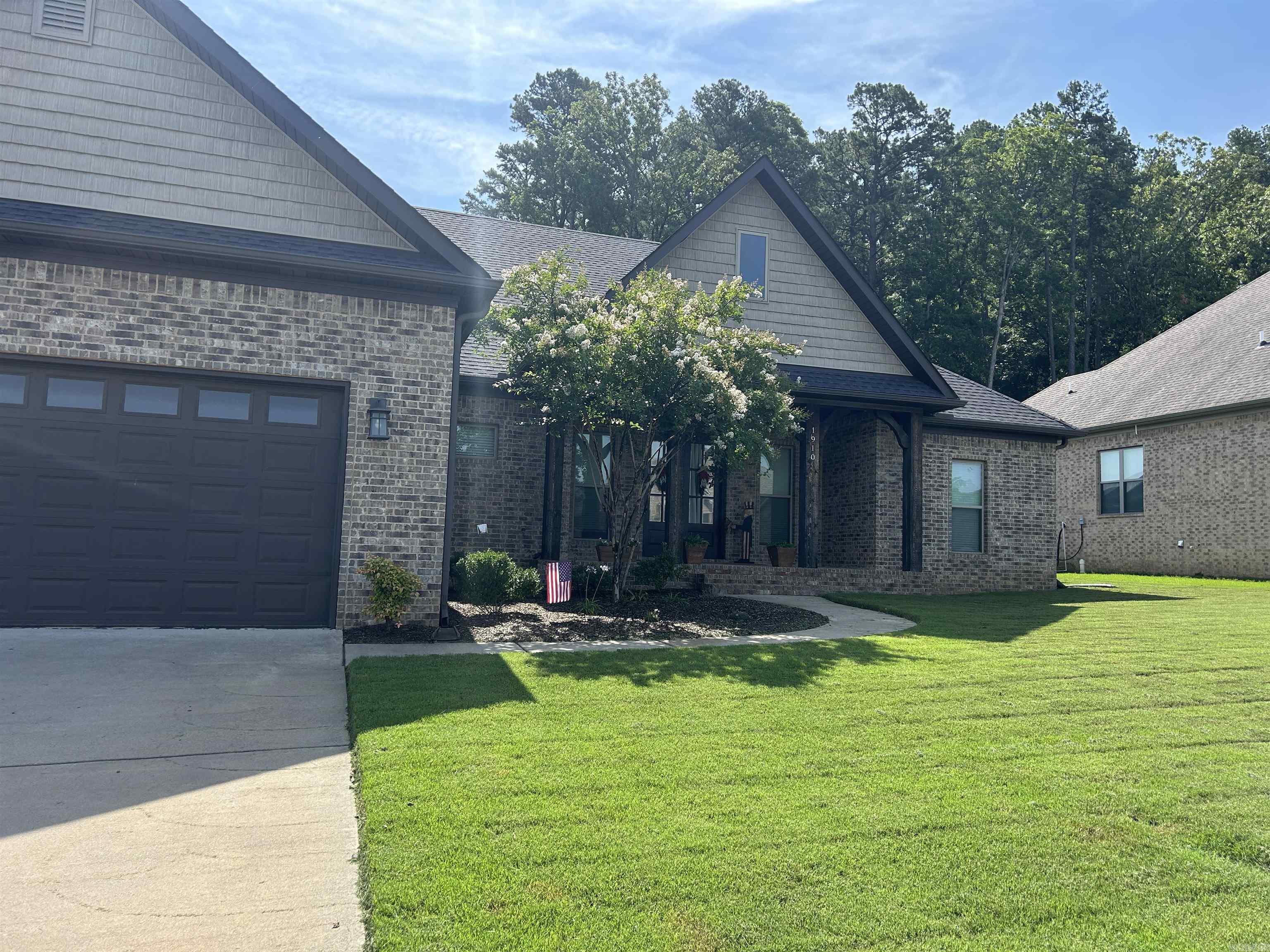 Salem Woods - Residential