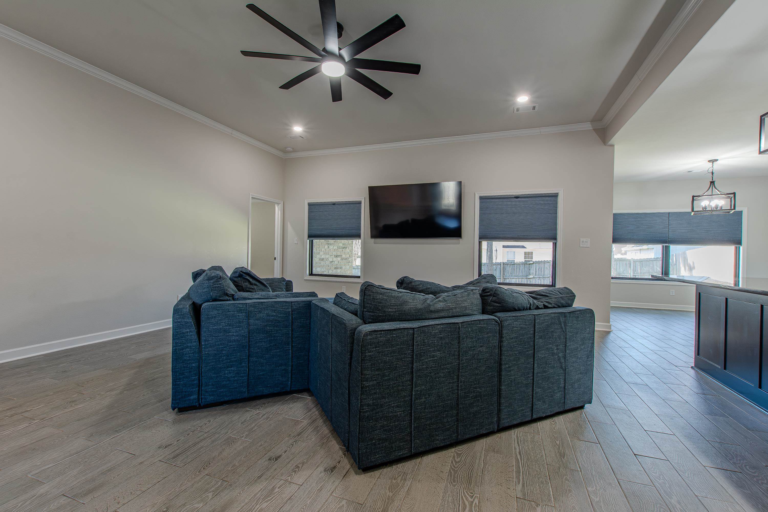 NORTHSHORE RIDGE - Residential