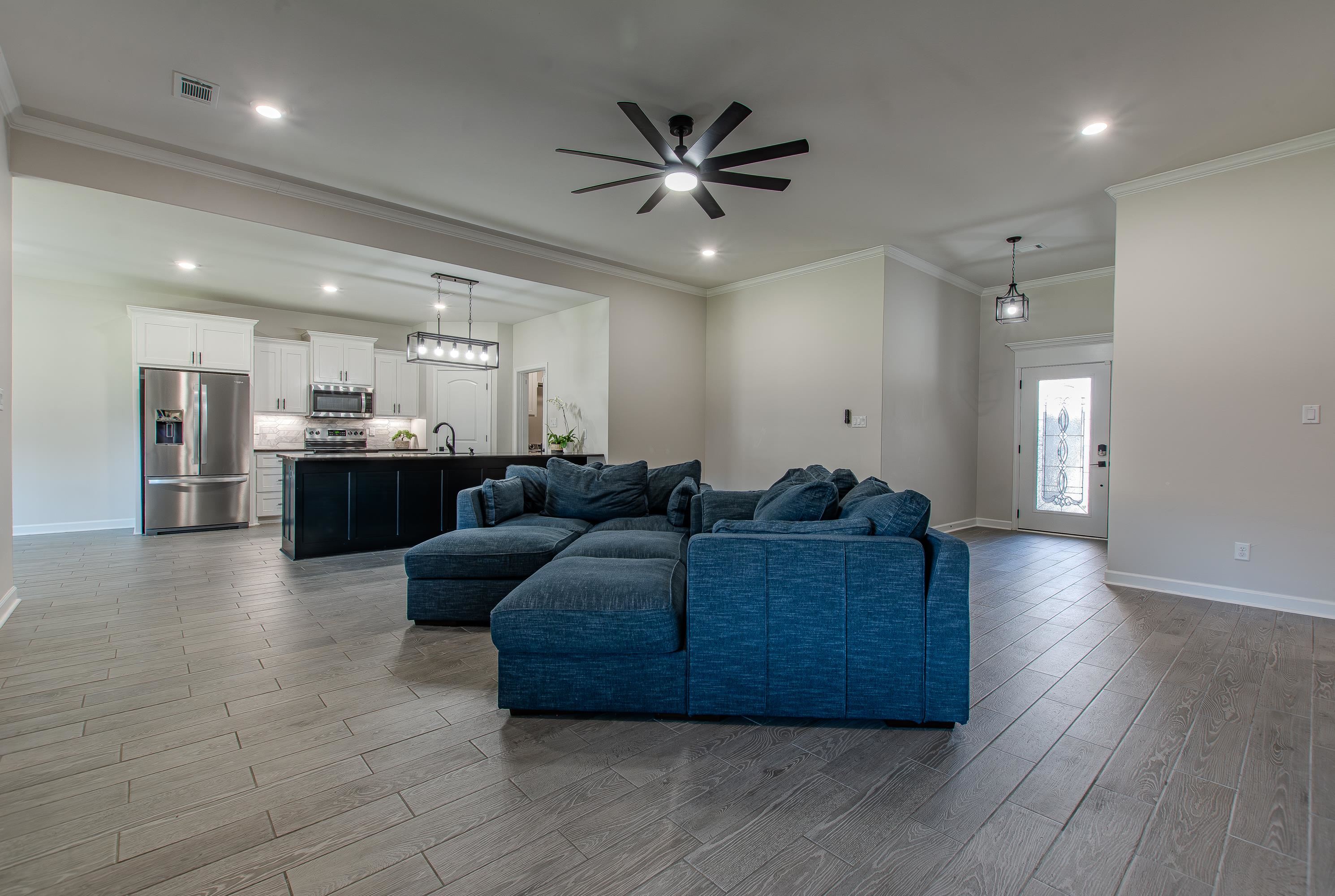 NORTHSHORE RIDGE - Residential