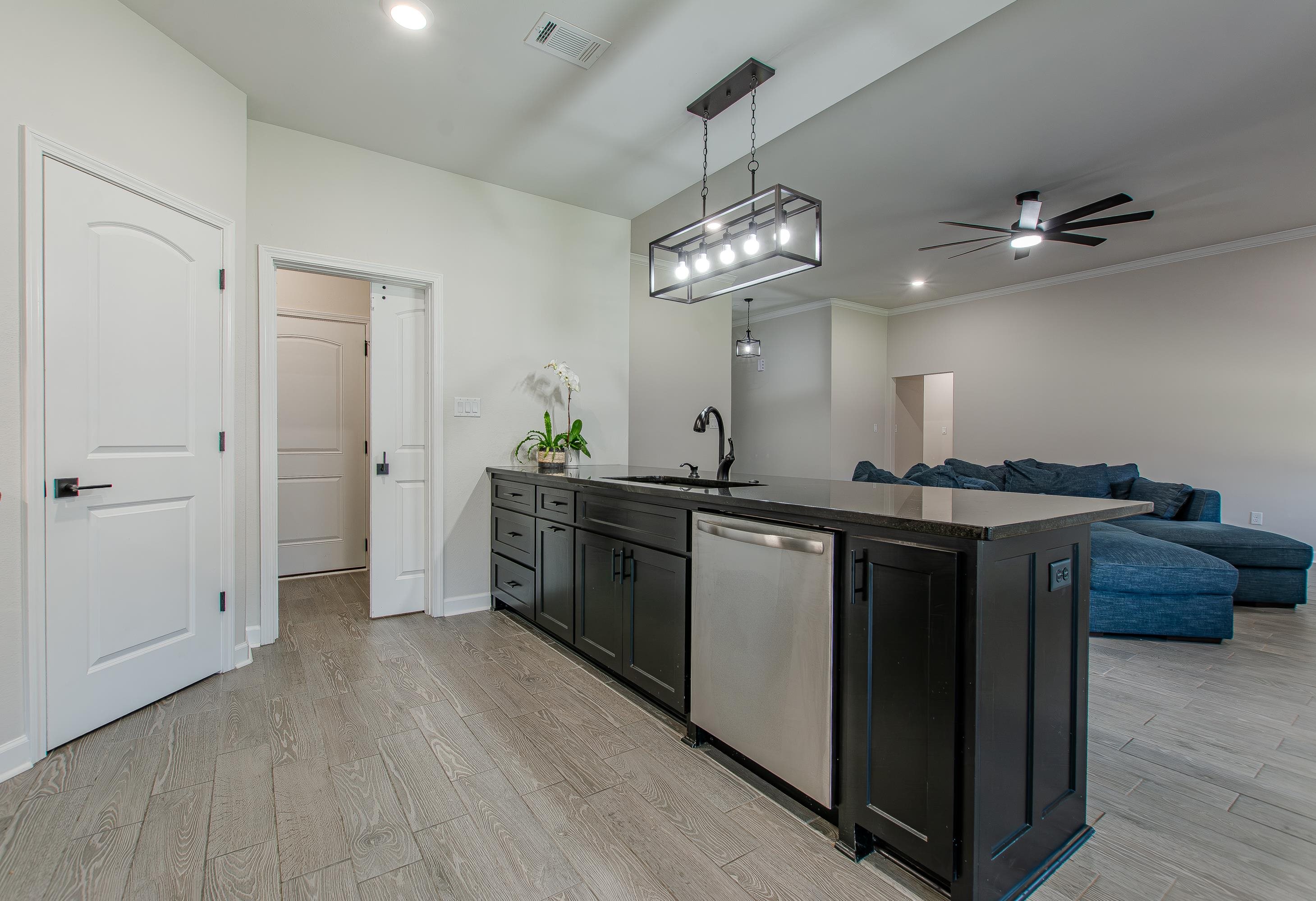 NORTHSHORE RIDGE - Residential