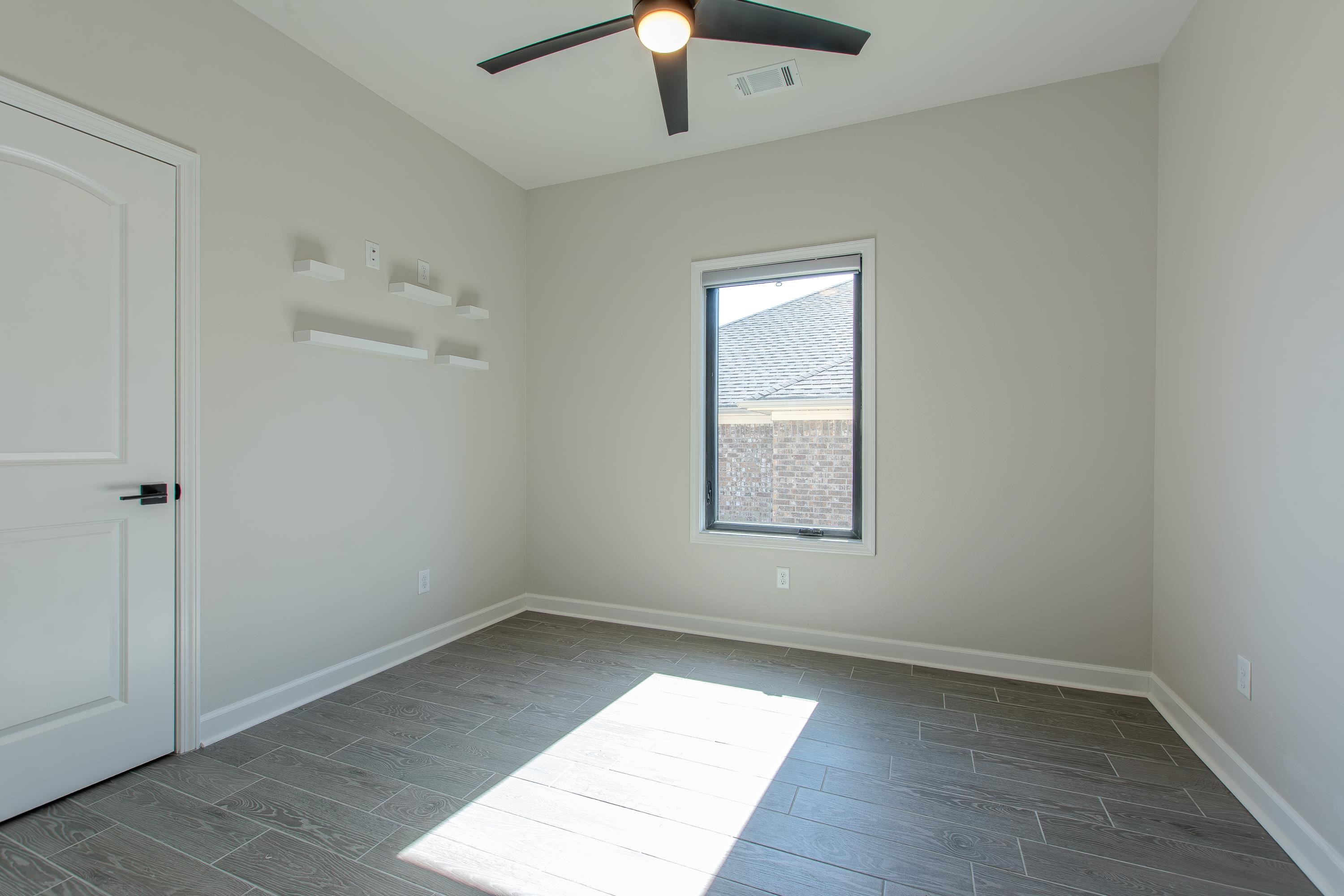 NORTHSHORE RIDGE - Residential