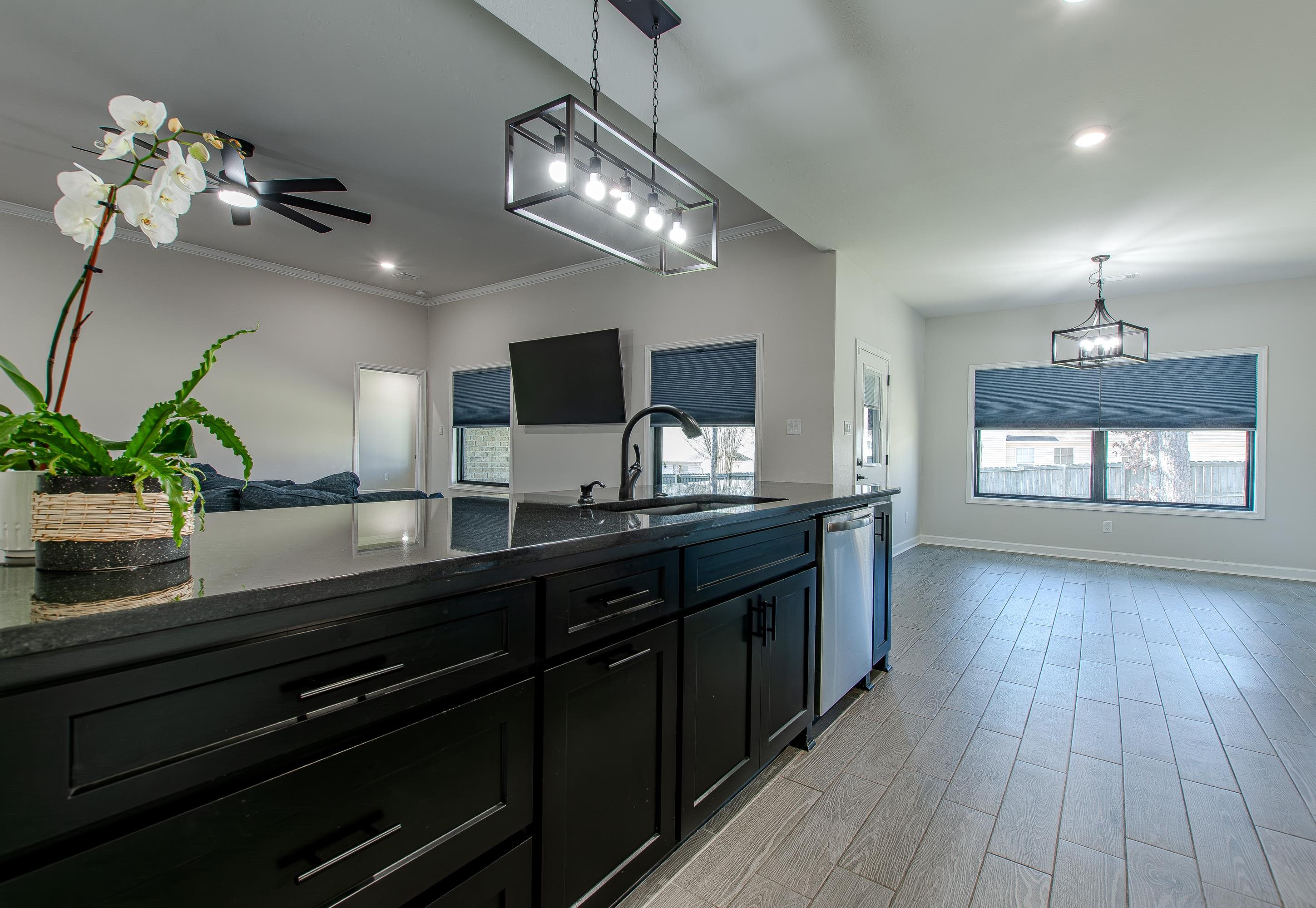 NORTHSHORE RIDGE - Residential