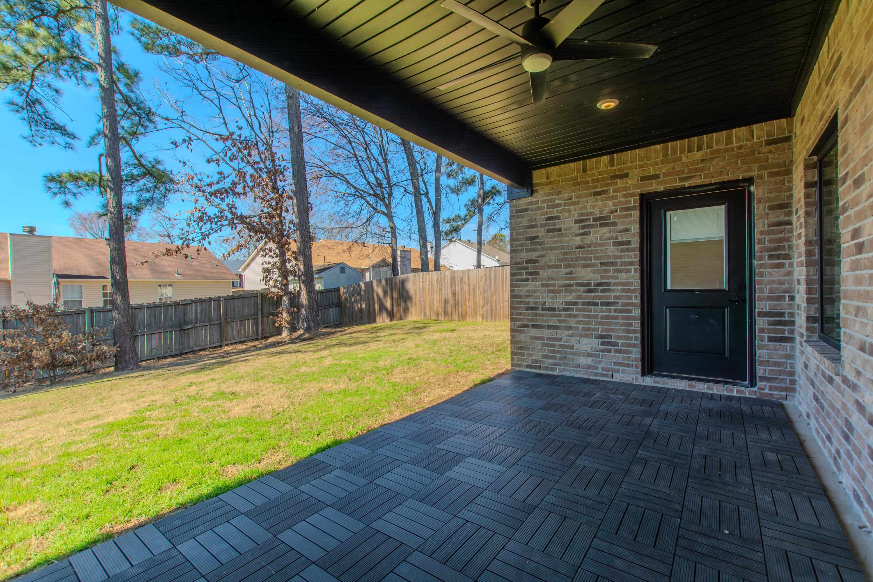 NORTHSHORE RIDGE - Residential