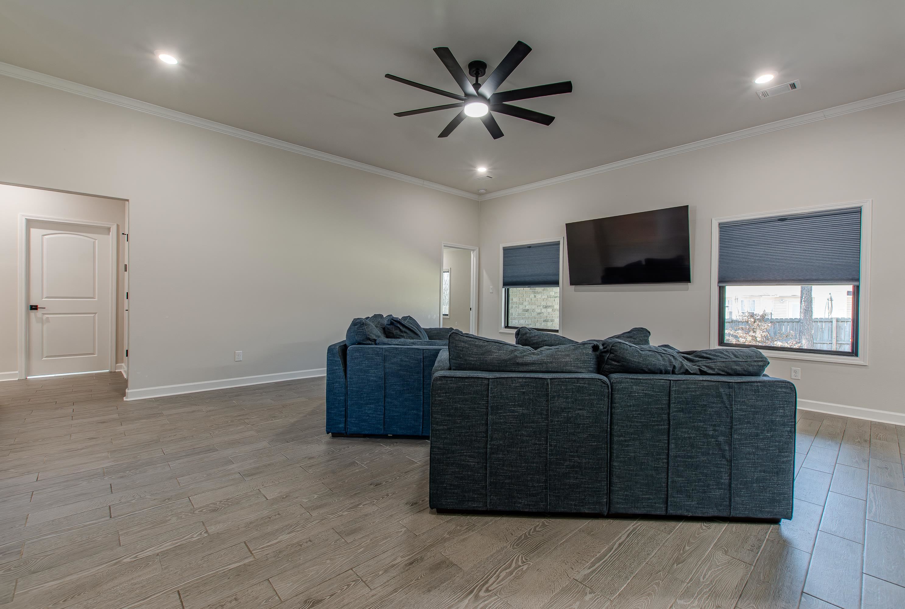 NORTHSHORE RIDGE - Residential