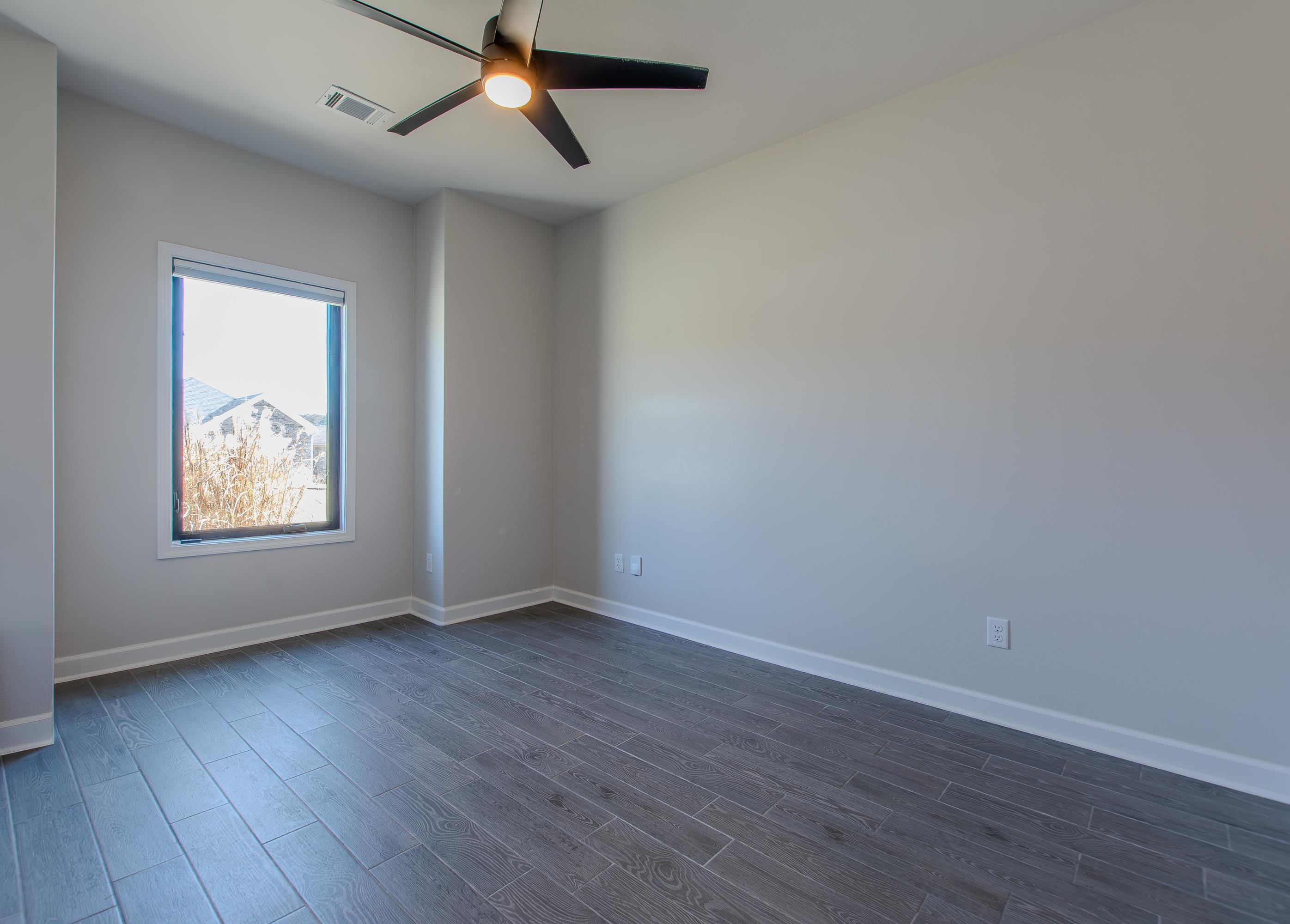 NORTHSHORE RIDGE - Residential