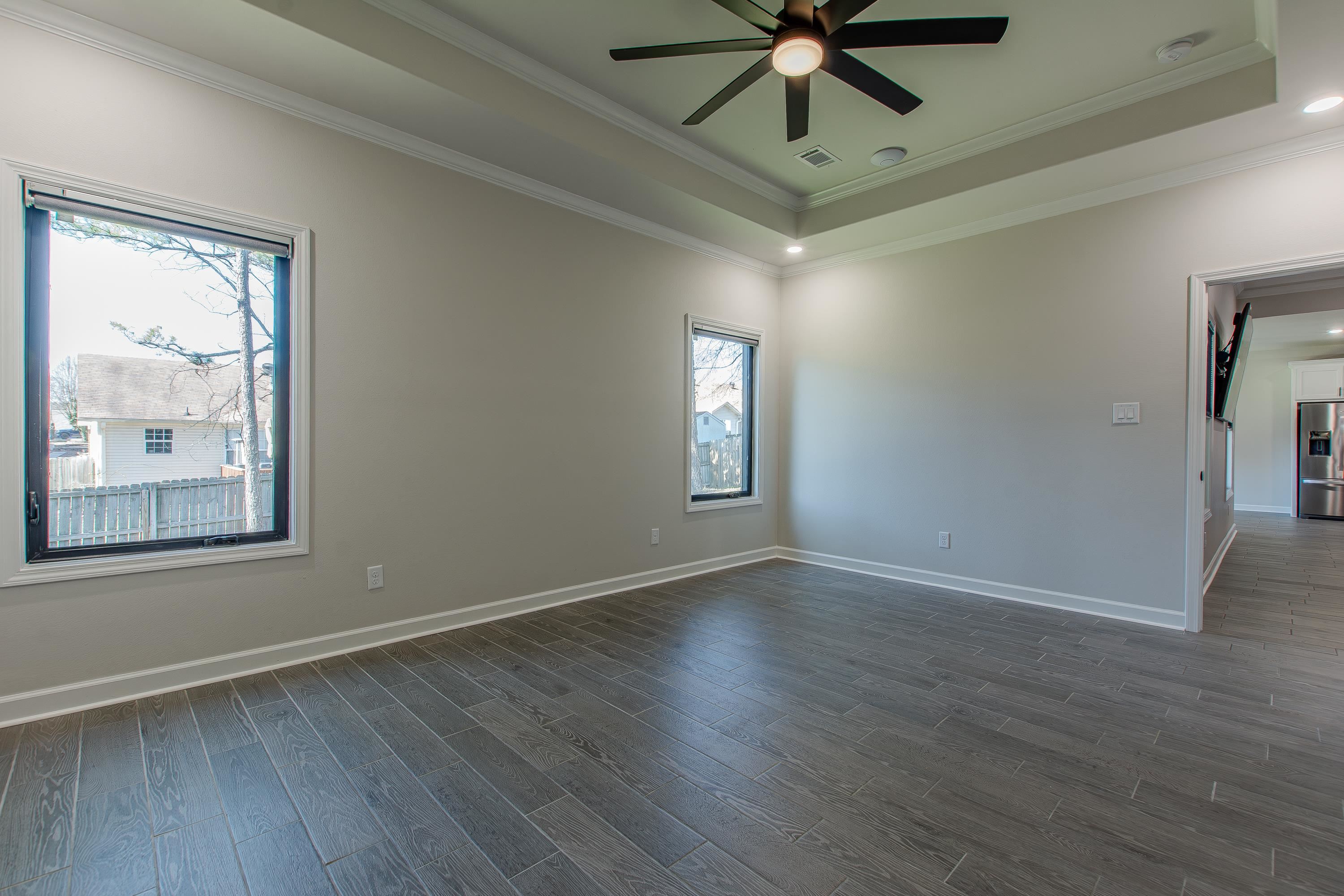 NORTHSHORE RIDGE - Residential