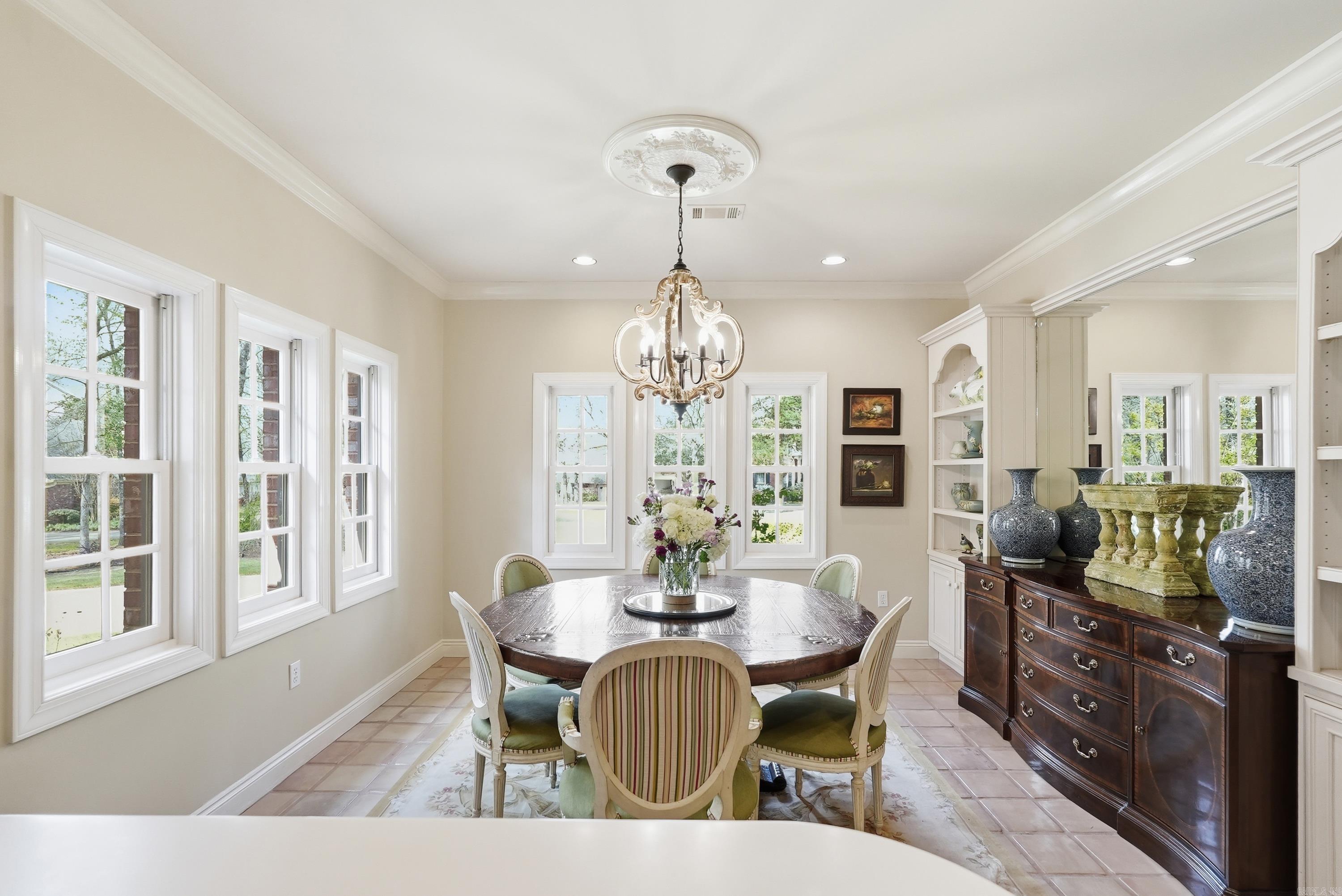 L & S REPLAT OF PIPPINPOST - Residential