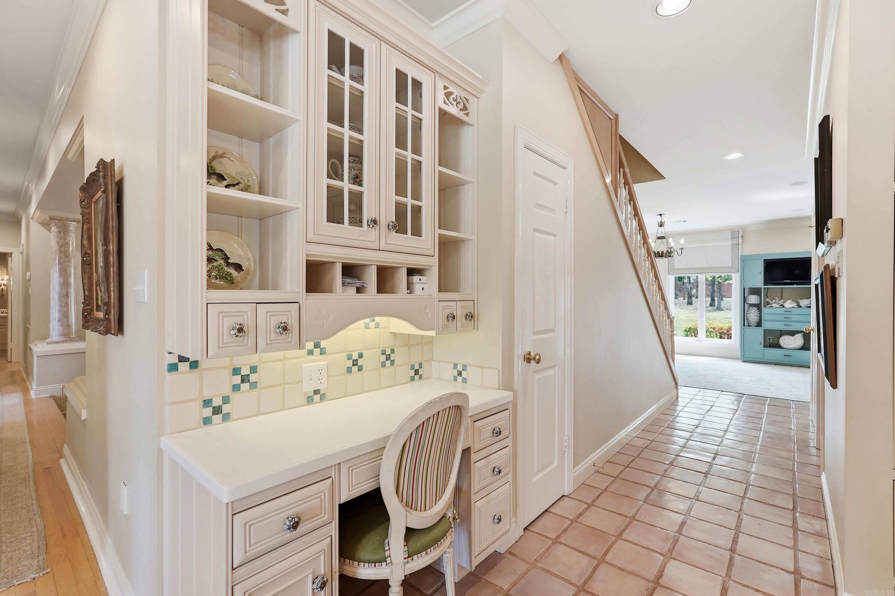 L & S REPLAT OF PIPPINPOST - Residential