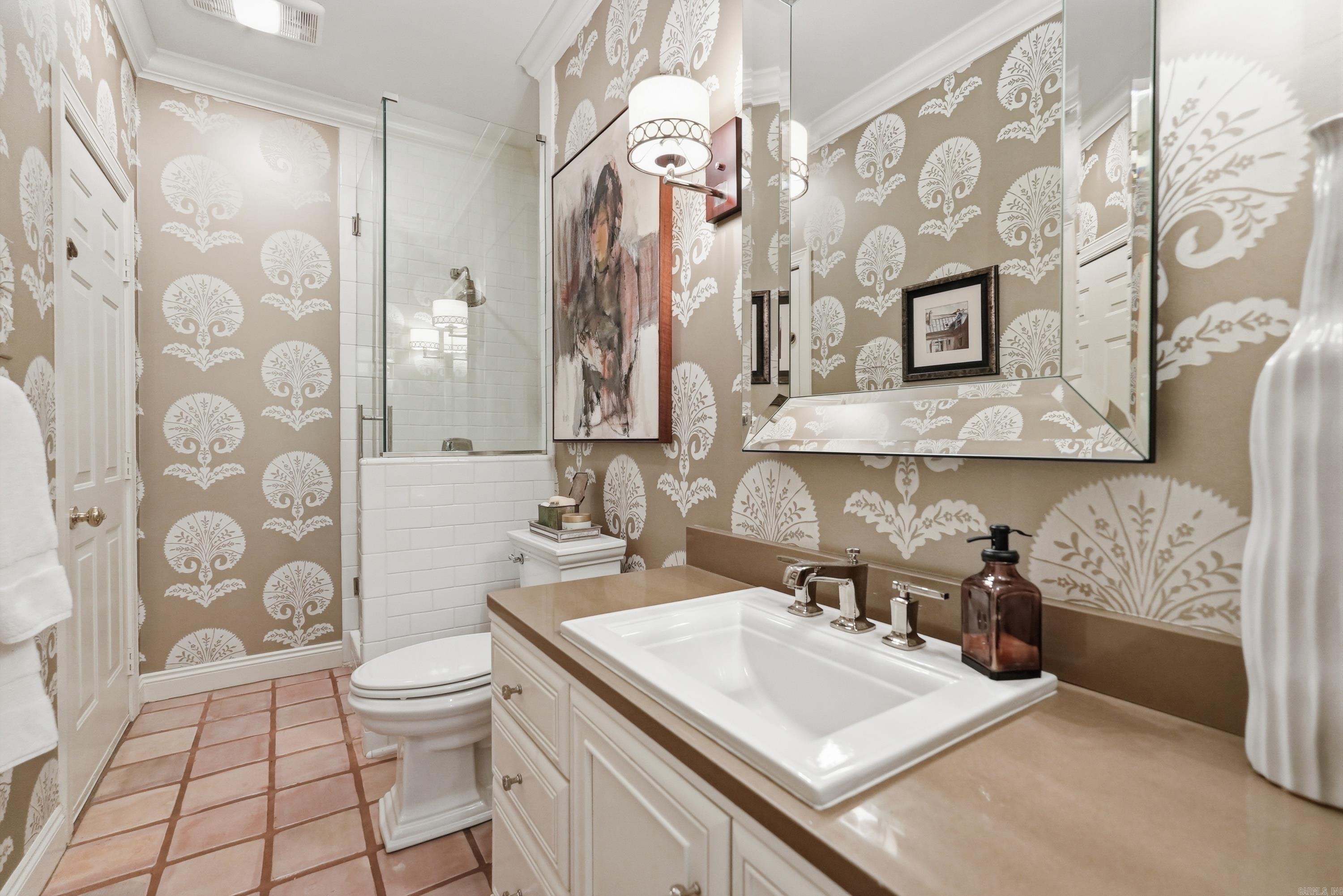 L & S REPLAT OF PIPPINPOST - Residential