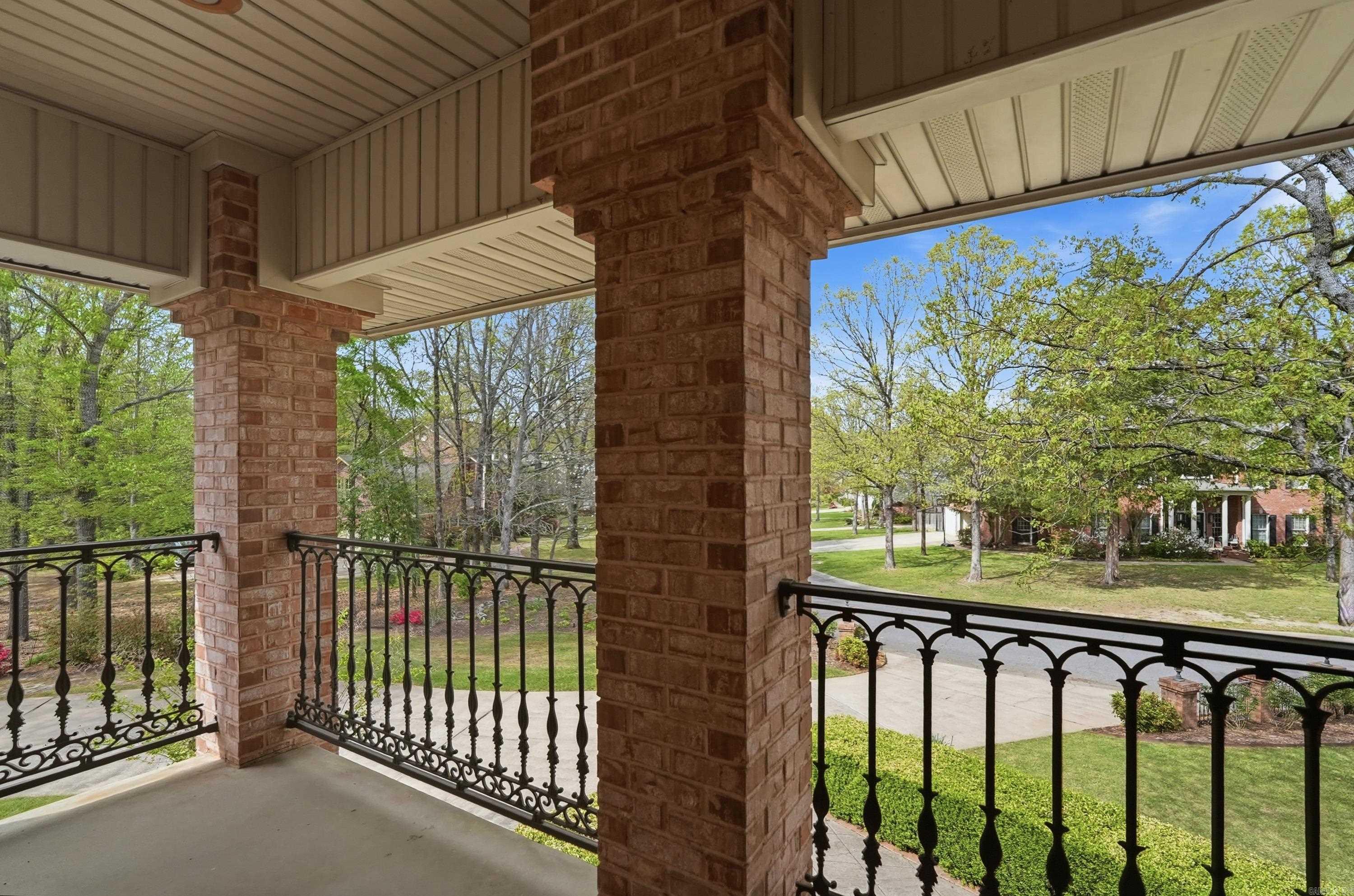 L & S REPLAT OF PIPPINPOST - Residential