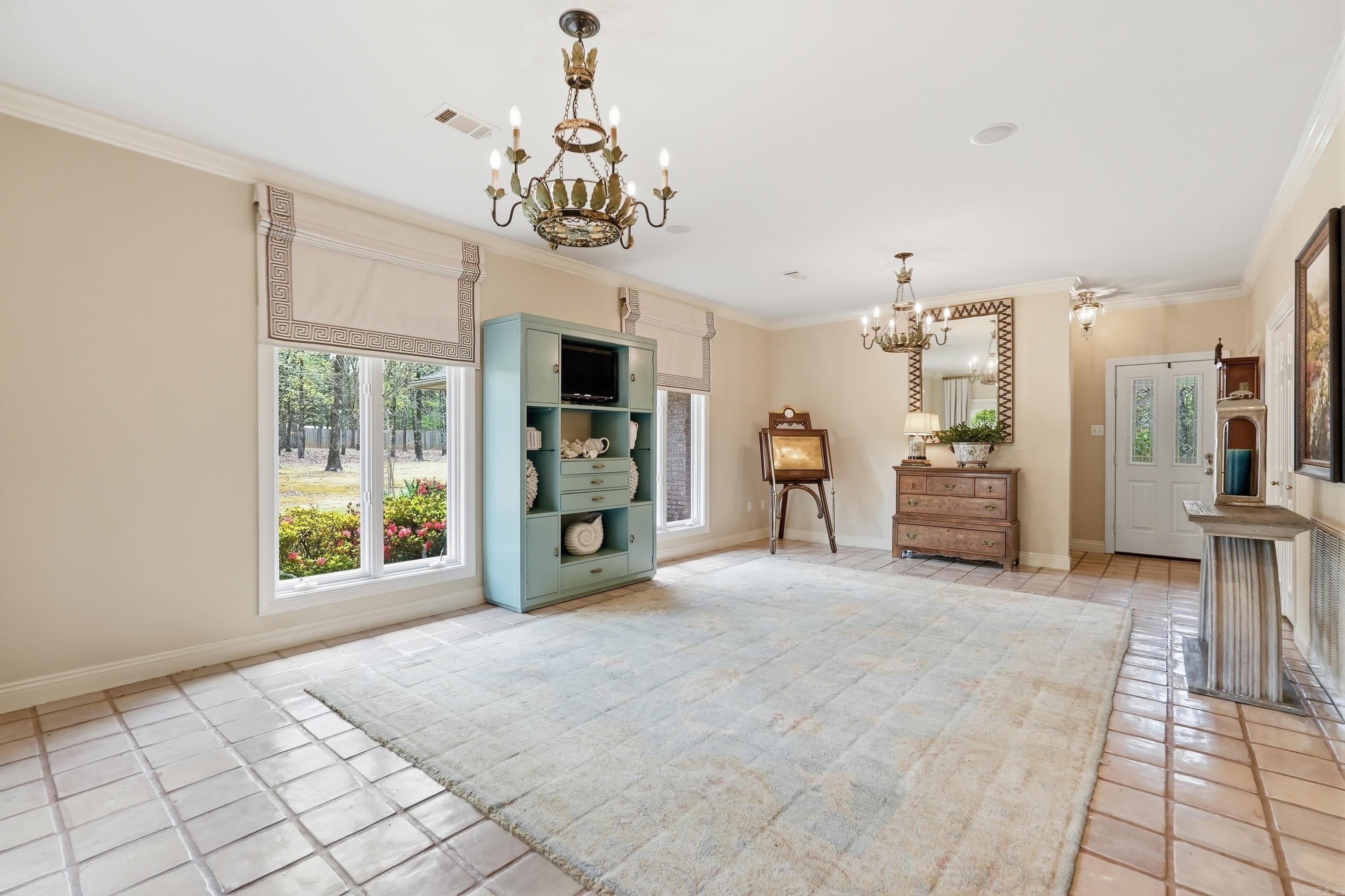 L & S REPLAT OF PIPPINPOST - Residential