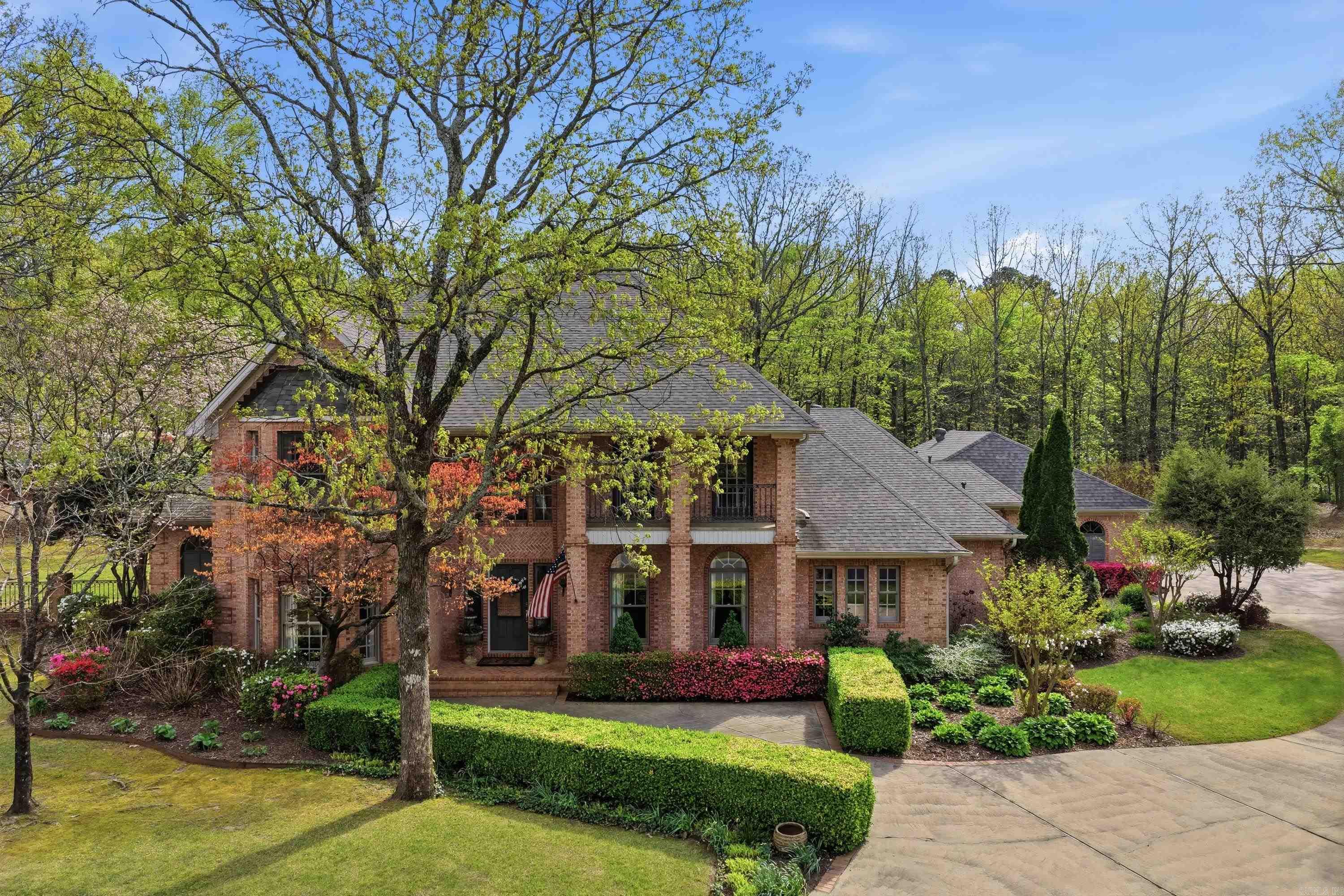 L & S REPLAT OF PIPPINPOST - Residential