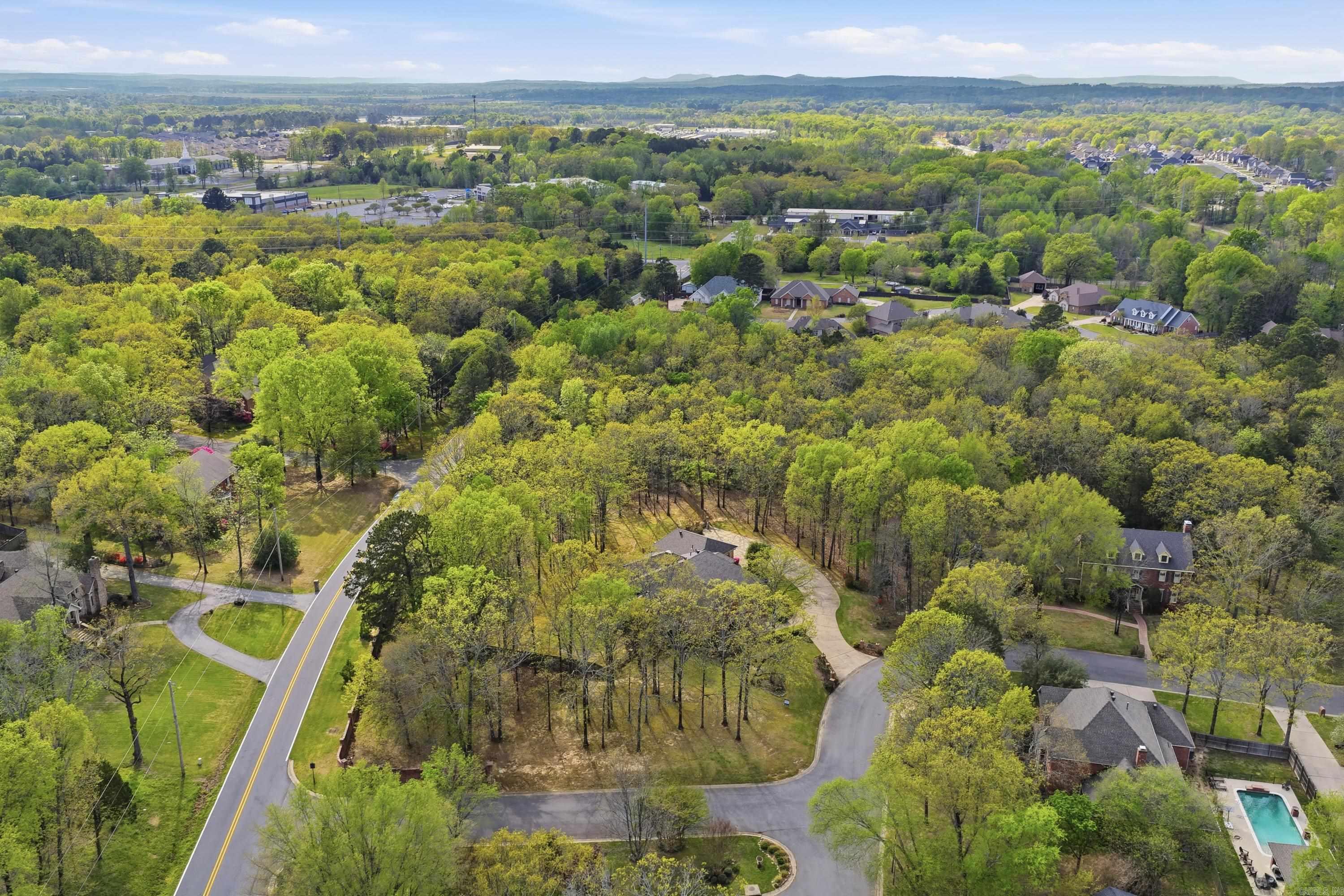 L & S REPLAT OF PIPPINPOST - Residential