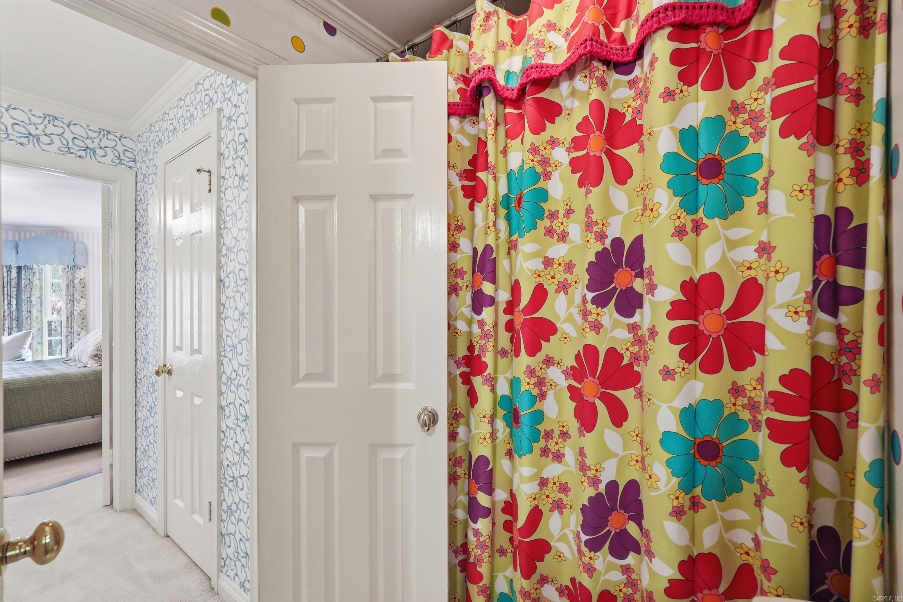 L & S REPLAT OF PIPPINPOST - Residential