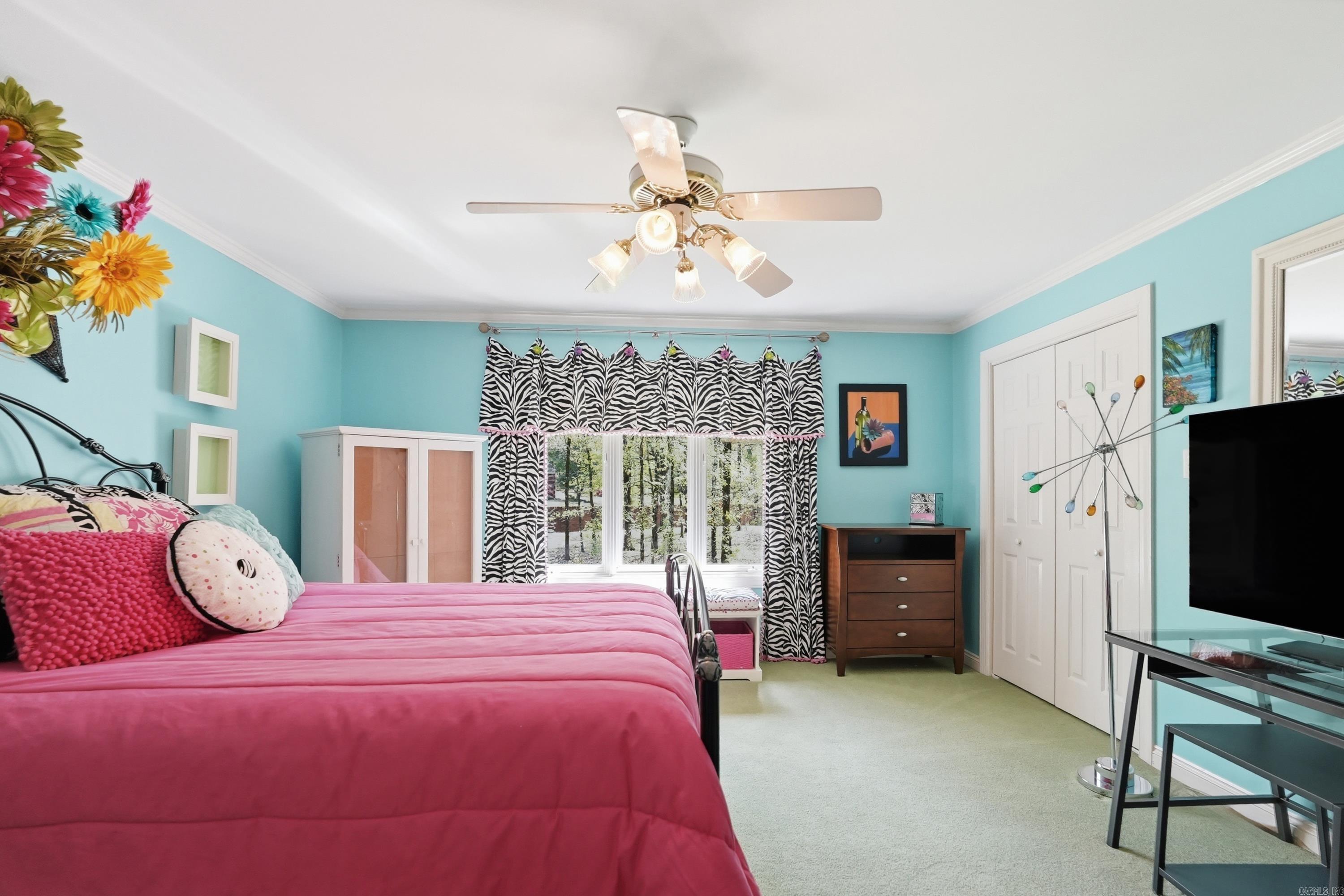 L & S REPLAT OF PIPPINPOST - Residential